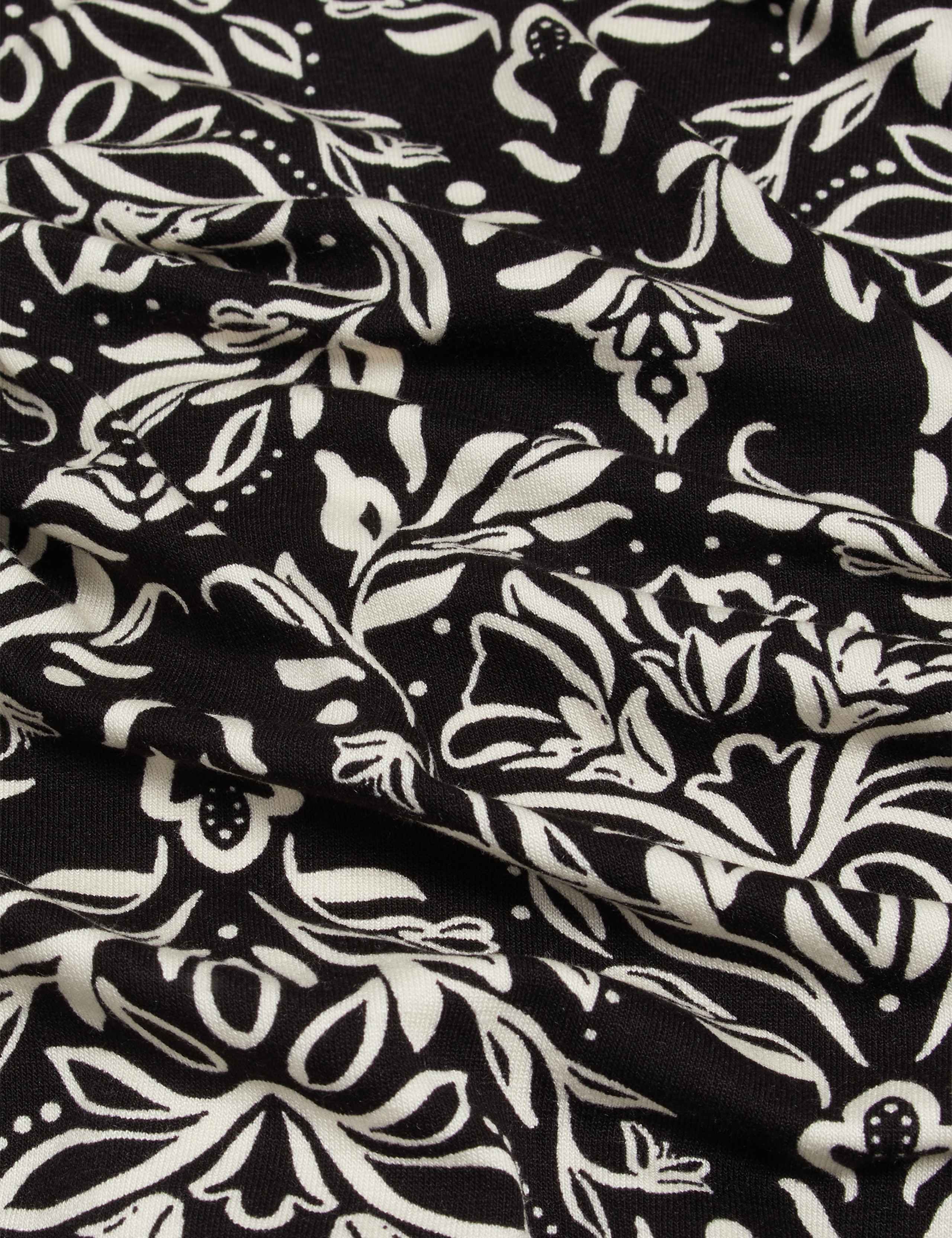 Jersey Printed V-Neck Top 6 of 6