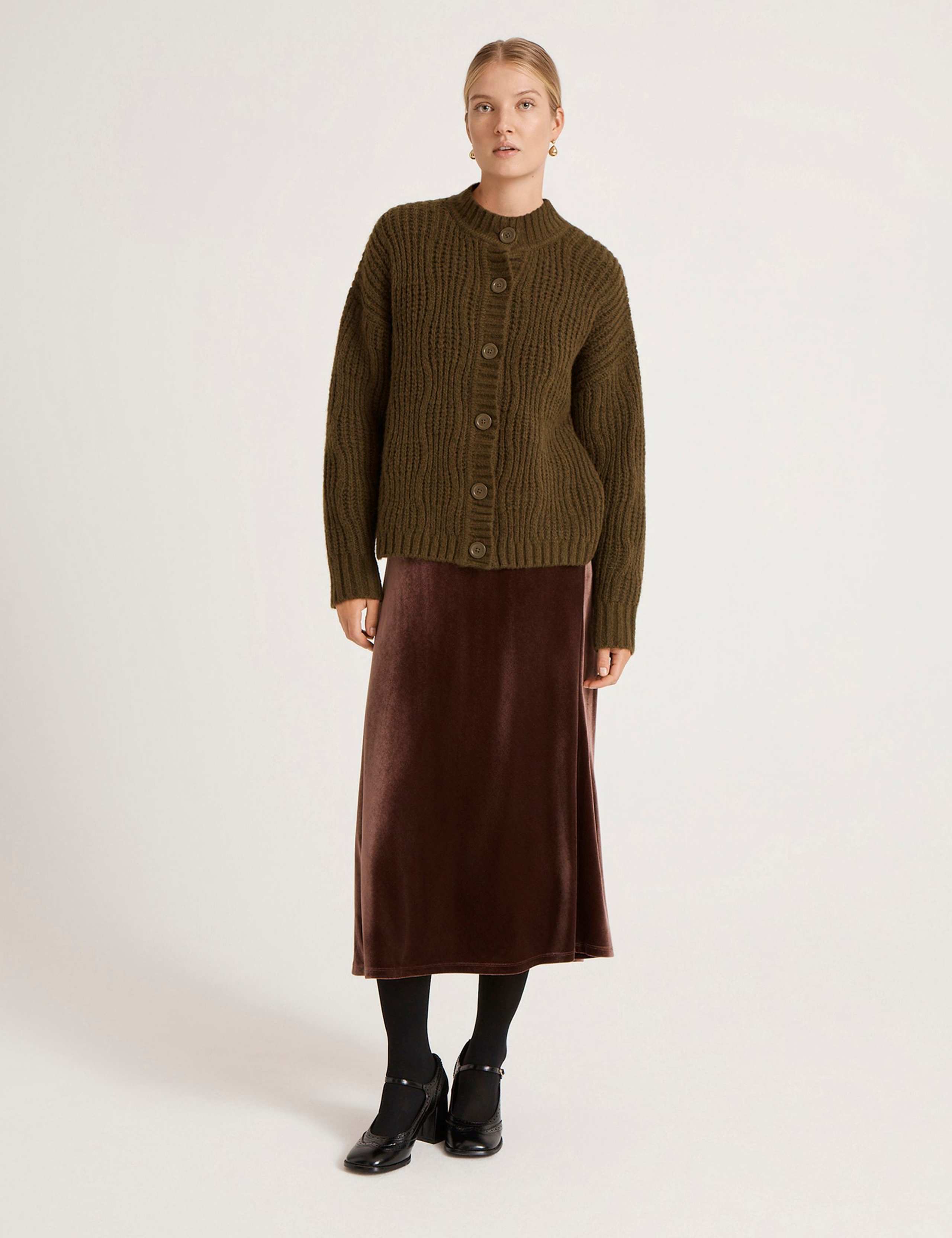 Ribbed Crew Neck Button Front Cardigan 2 of 4