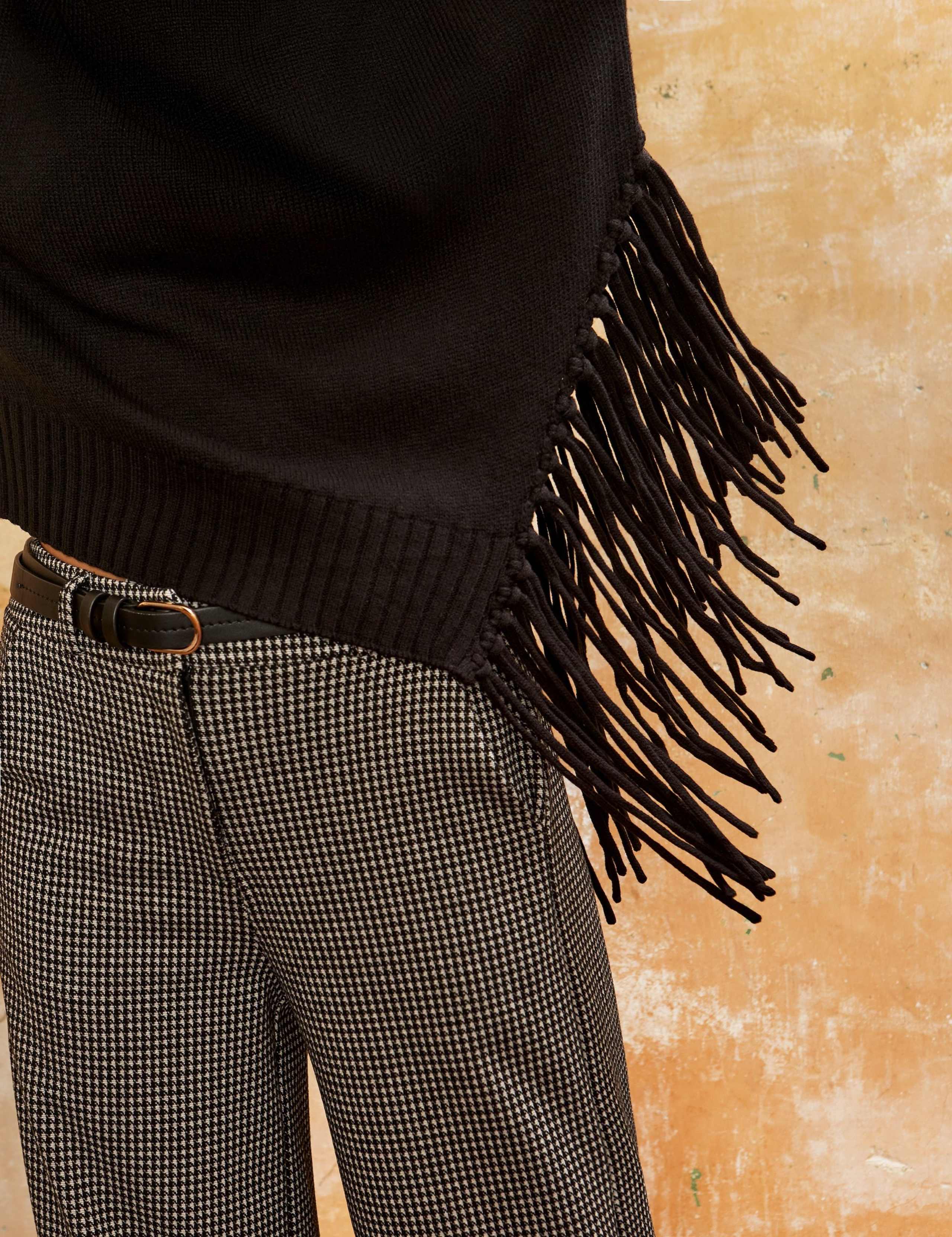 Asymmetric Fringe Jumper with Wool 4 of 4