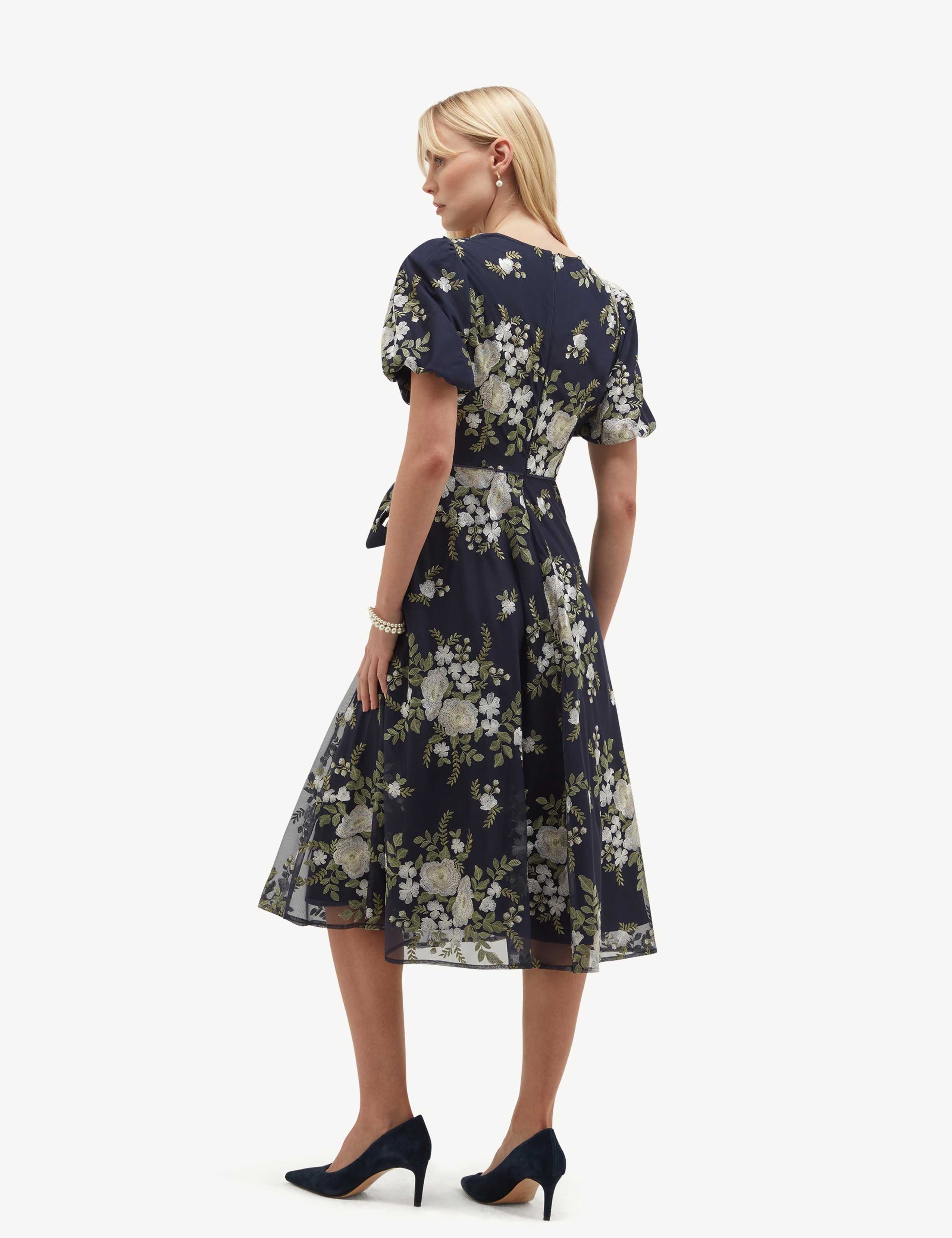 Embroidered Floral V-Neck Midi Skater Dress 3 of 6