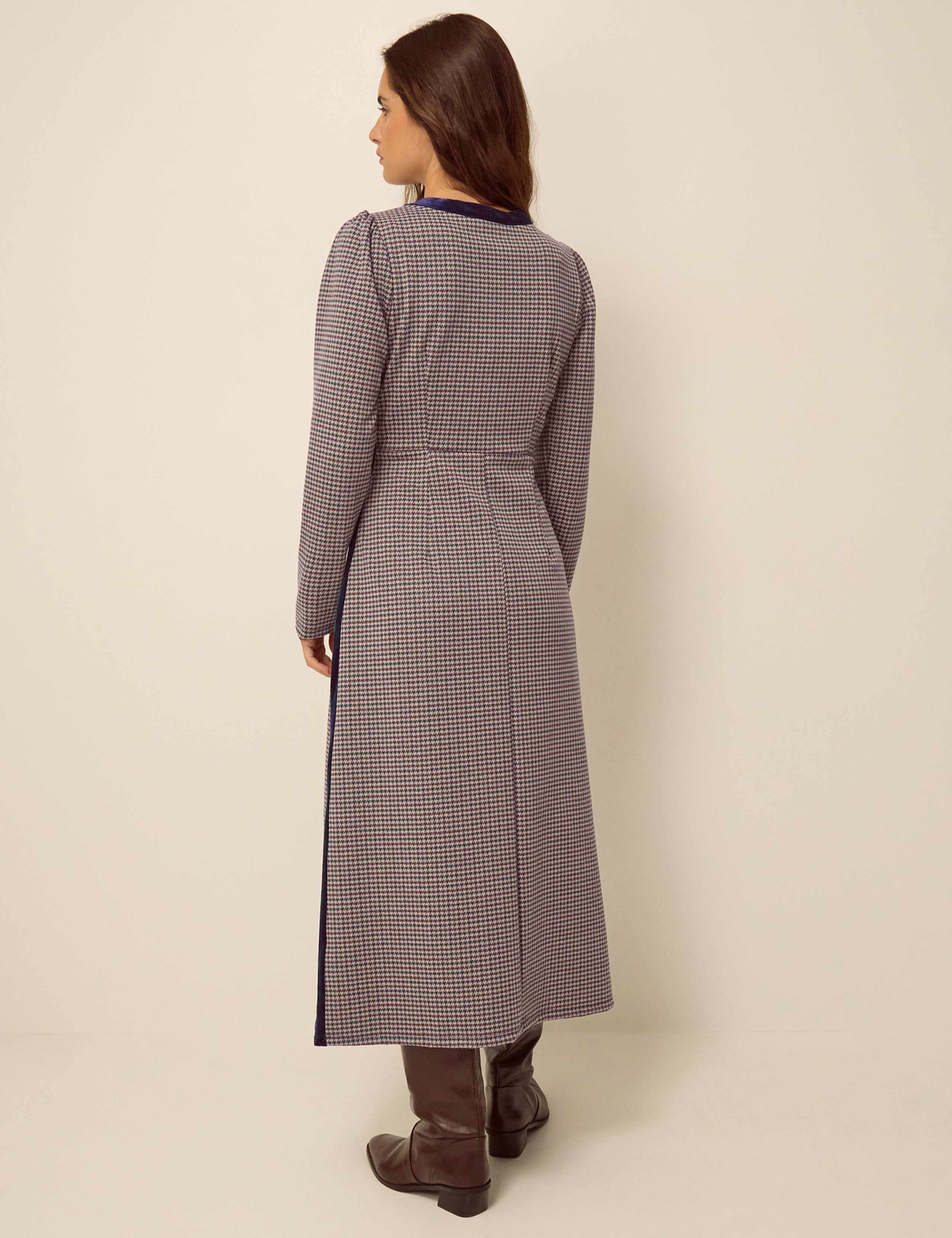 Jersey Houndstooth V-Neck Midi Skater Dress 5 of 5