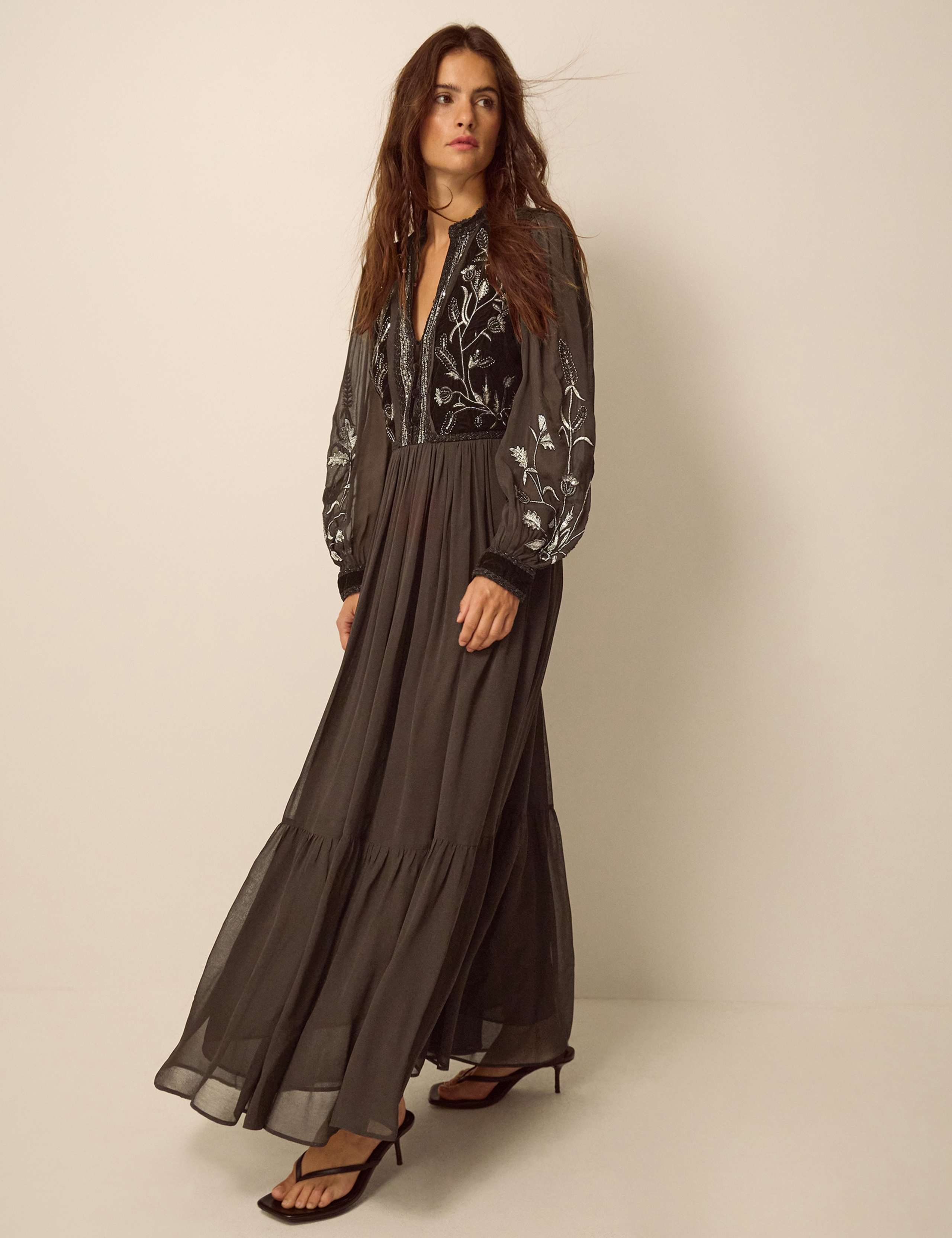Embellished V-Neck Maxi Tea Dress 2 of 5