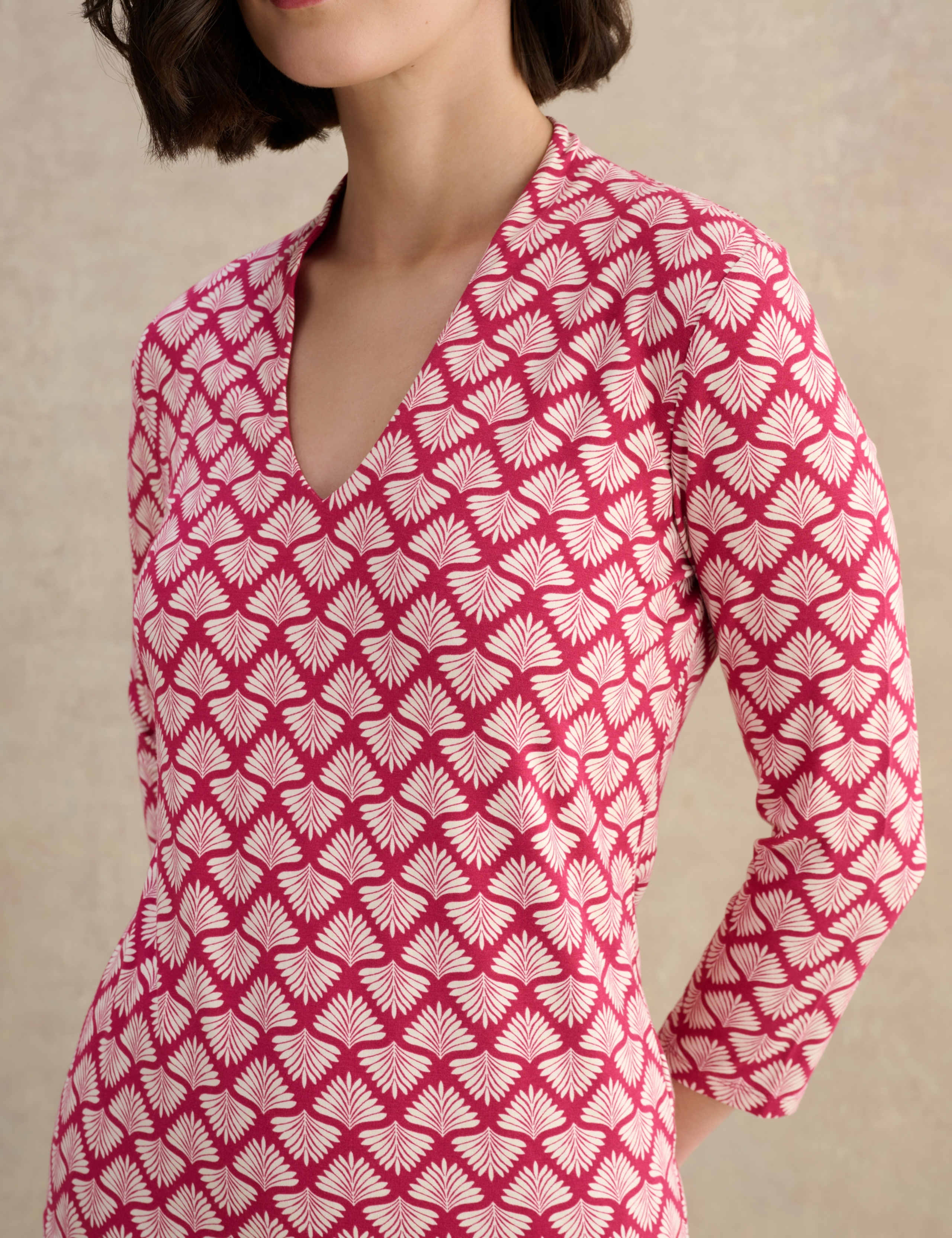 Jersey Printed V-Neck Top 5 of 6