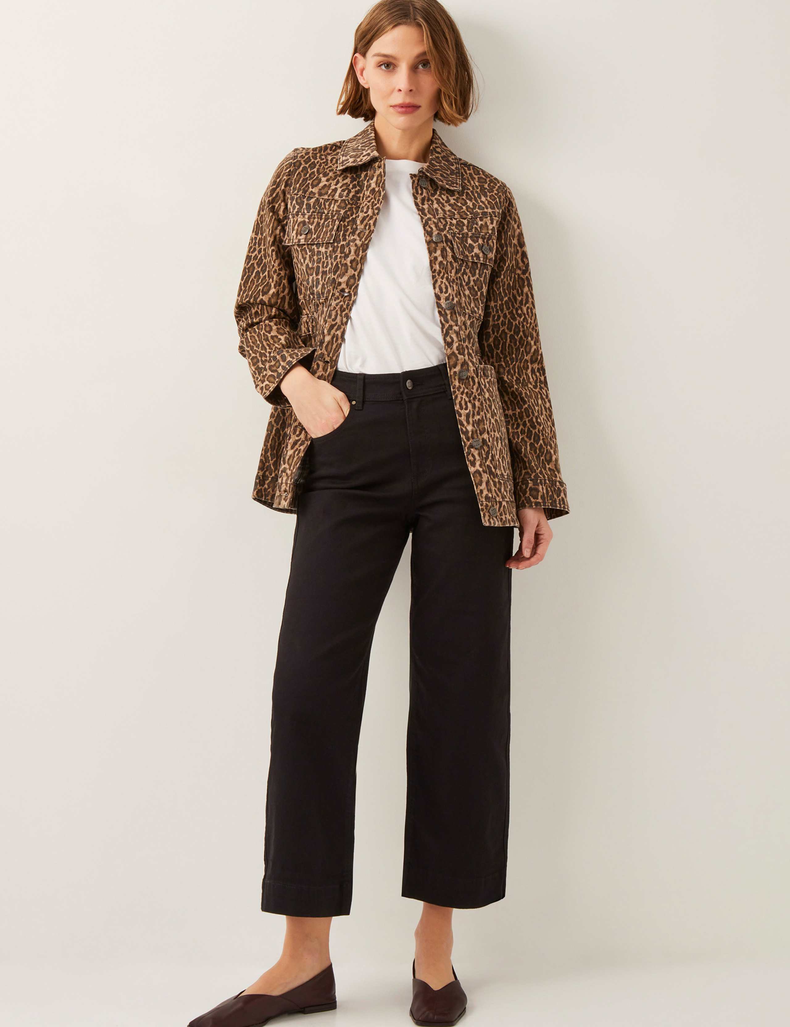 High Waisted Straight Leg Cropped Jeans 3 of 4