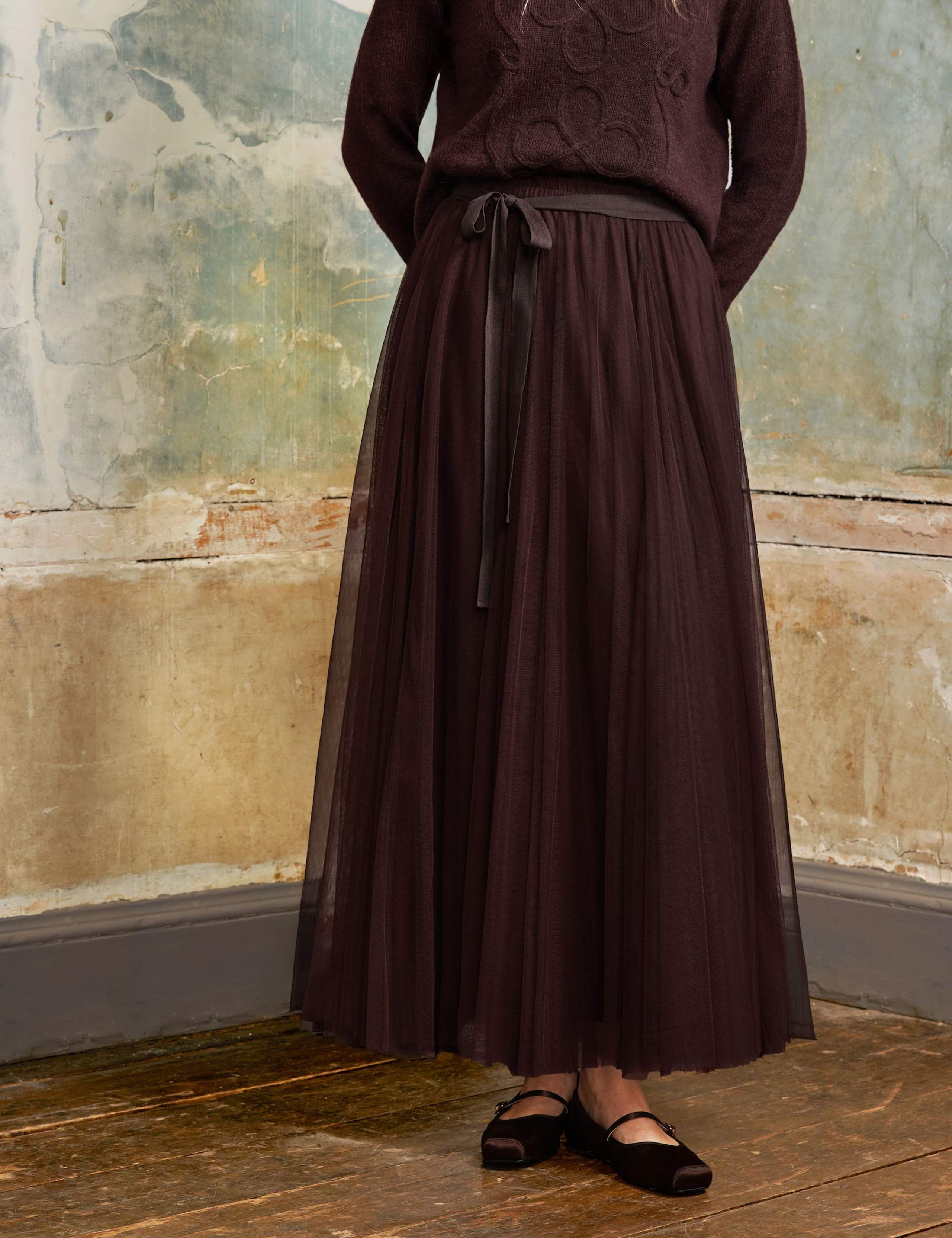 Tulle Elasticated Waist Maxi Skirt 2 of 3