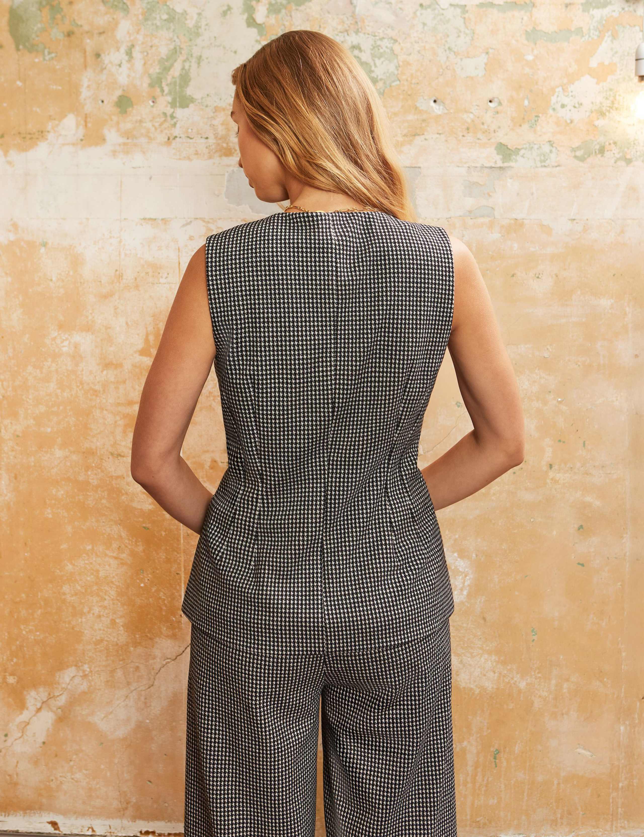 Checked Waistcoat 2 of 5