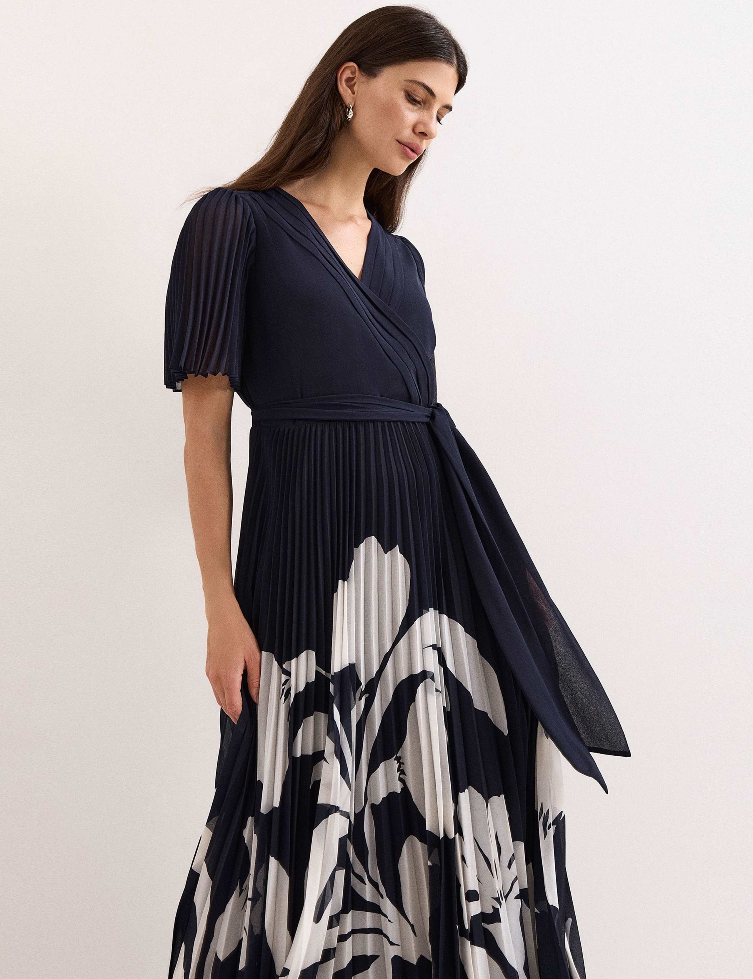 Floral Pleated V-Neck Maxi Wrap Dress 3 of 7