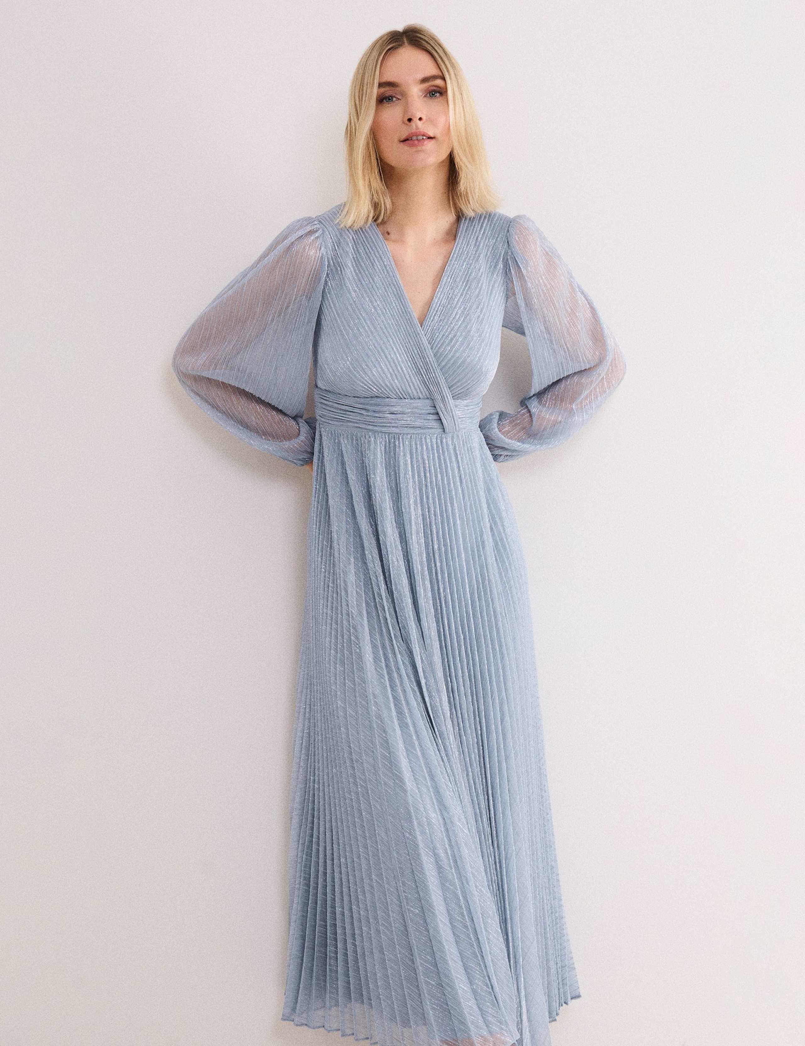 Textured V-Neck Midi Waisted Dress 3 of 9