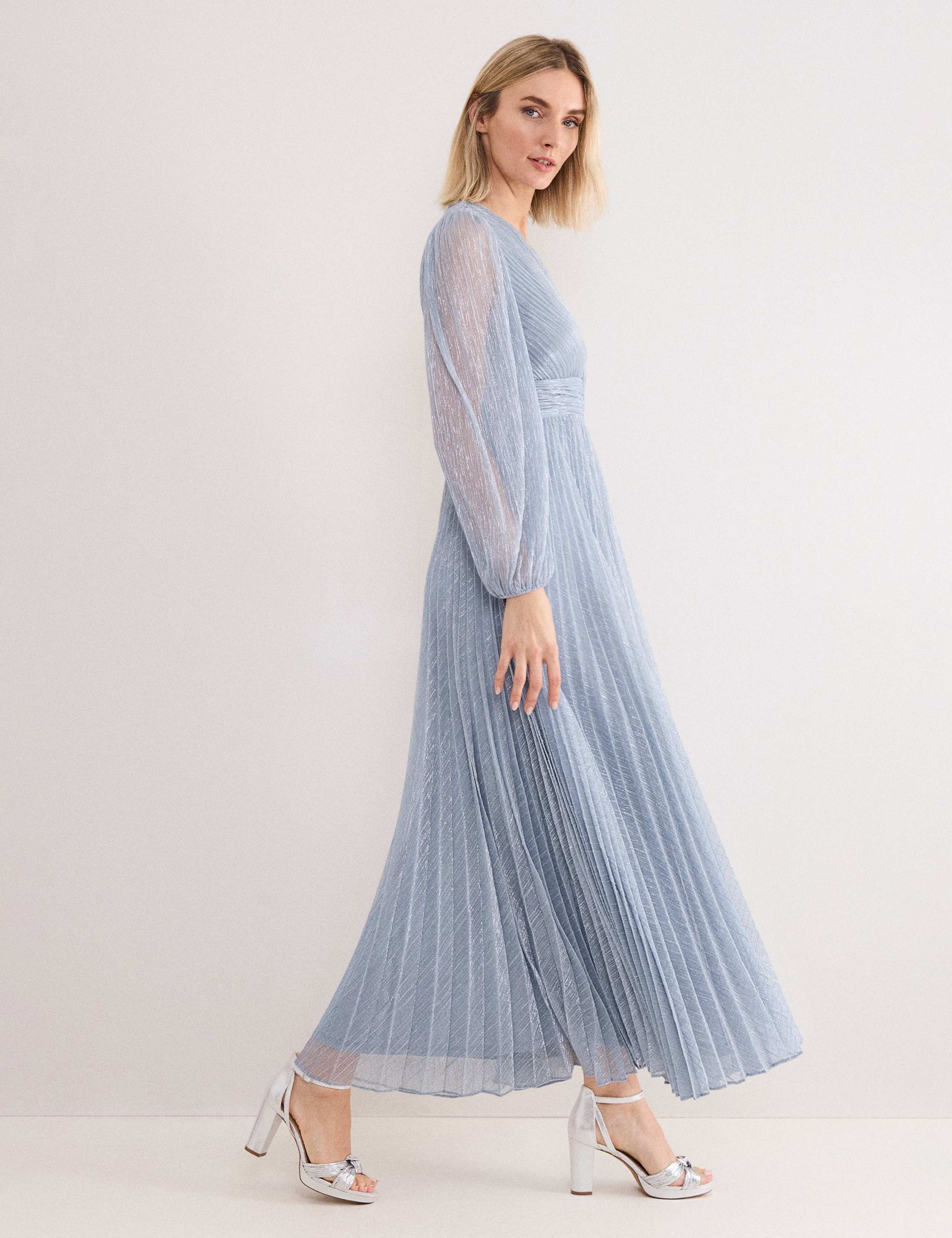 Textured V-Neck Midi Waisted Dress 4 of 9