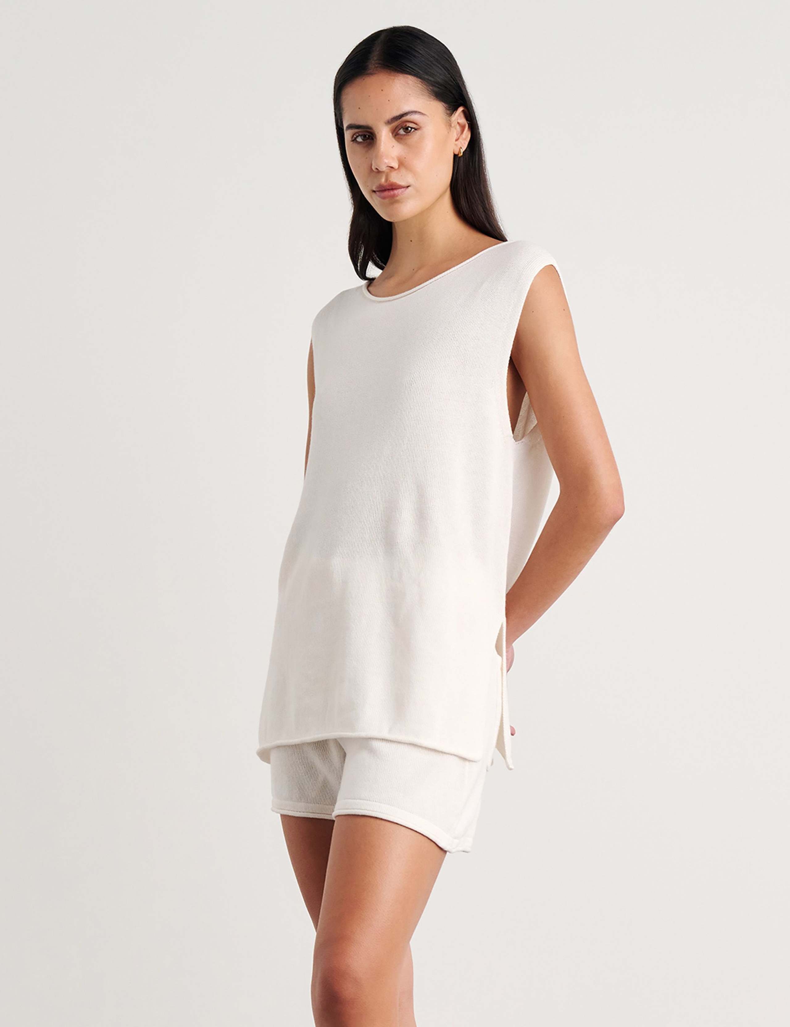 Linen Rich Relaxed Knitted T-Shirt 4 of 5