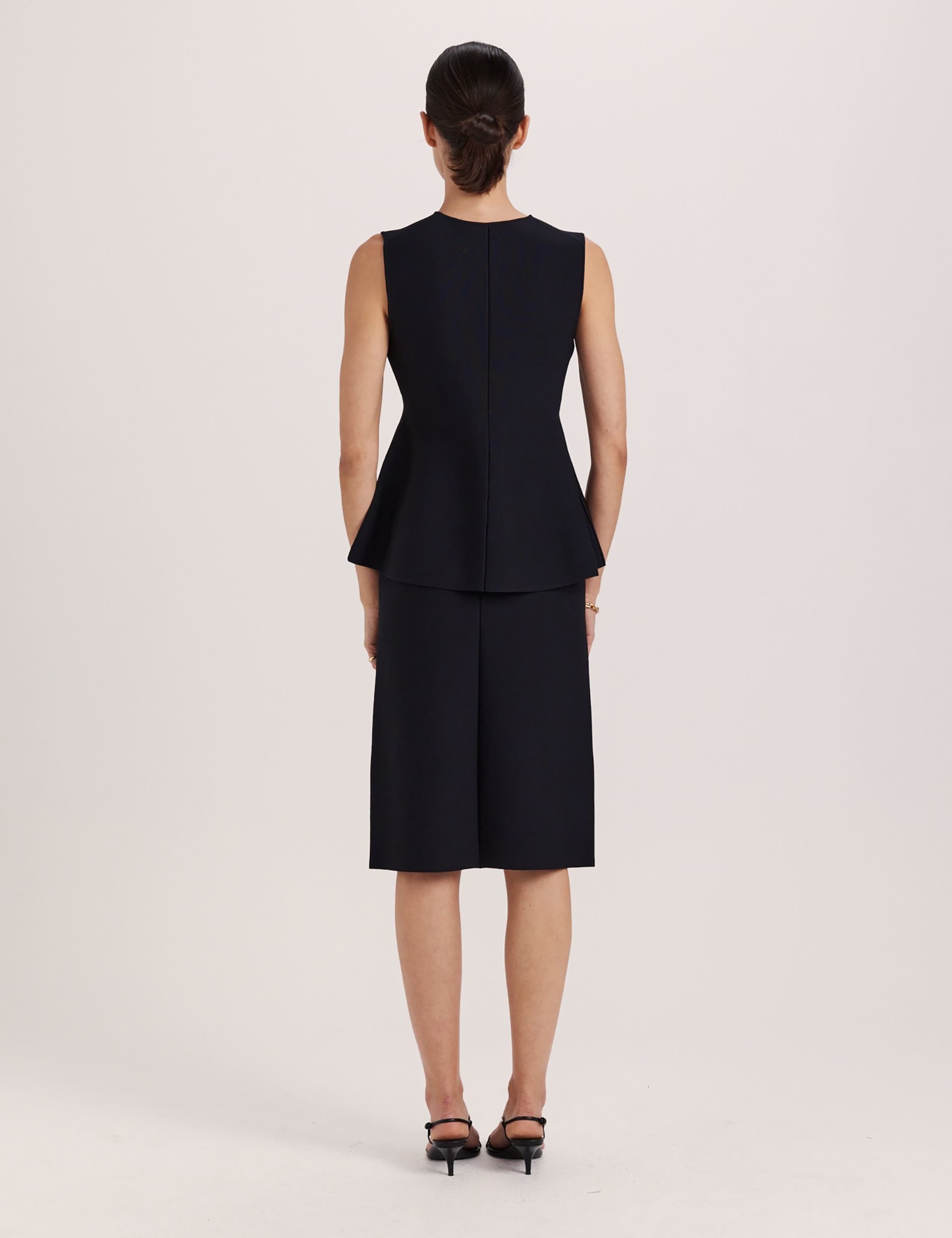 Knitted Knee Length Skirt 7 of 8