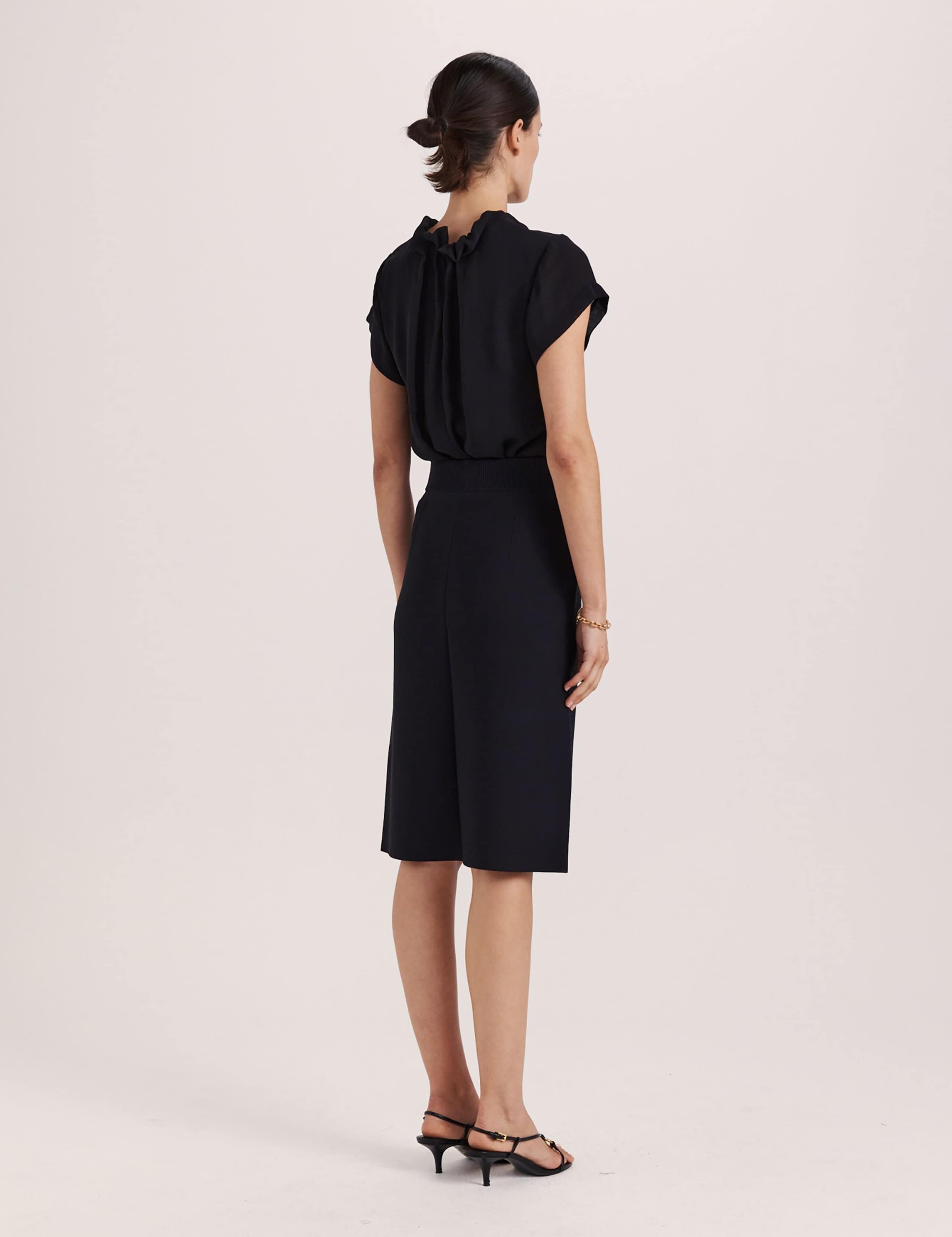 Knitted Knee Length Skirt 8 of 8