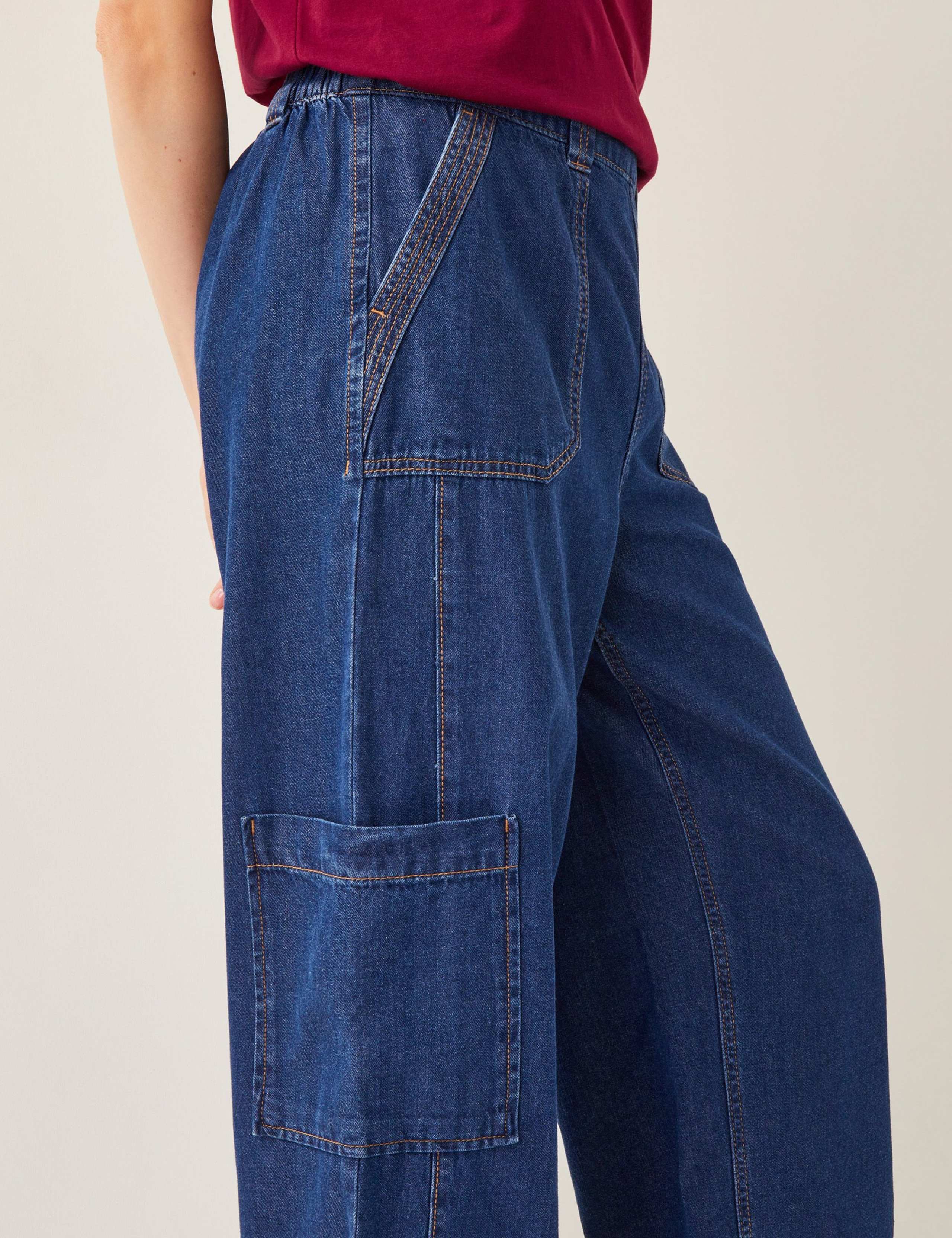 Elasticated High Waisted Straight Leg Jeans 5 of 5