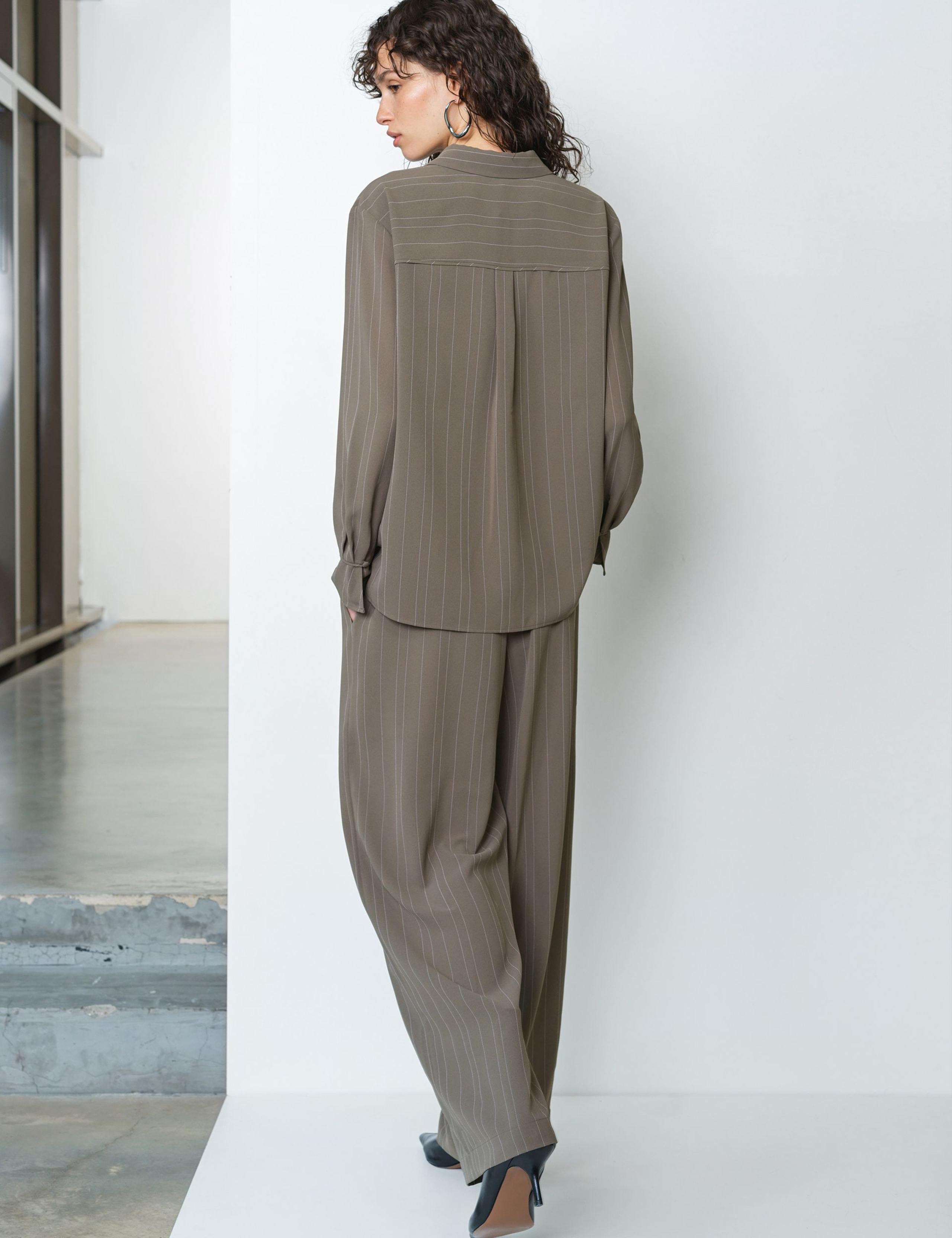 Pinstripe Collared Yoke Detail Shirt 4 of 5