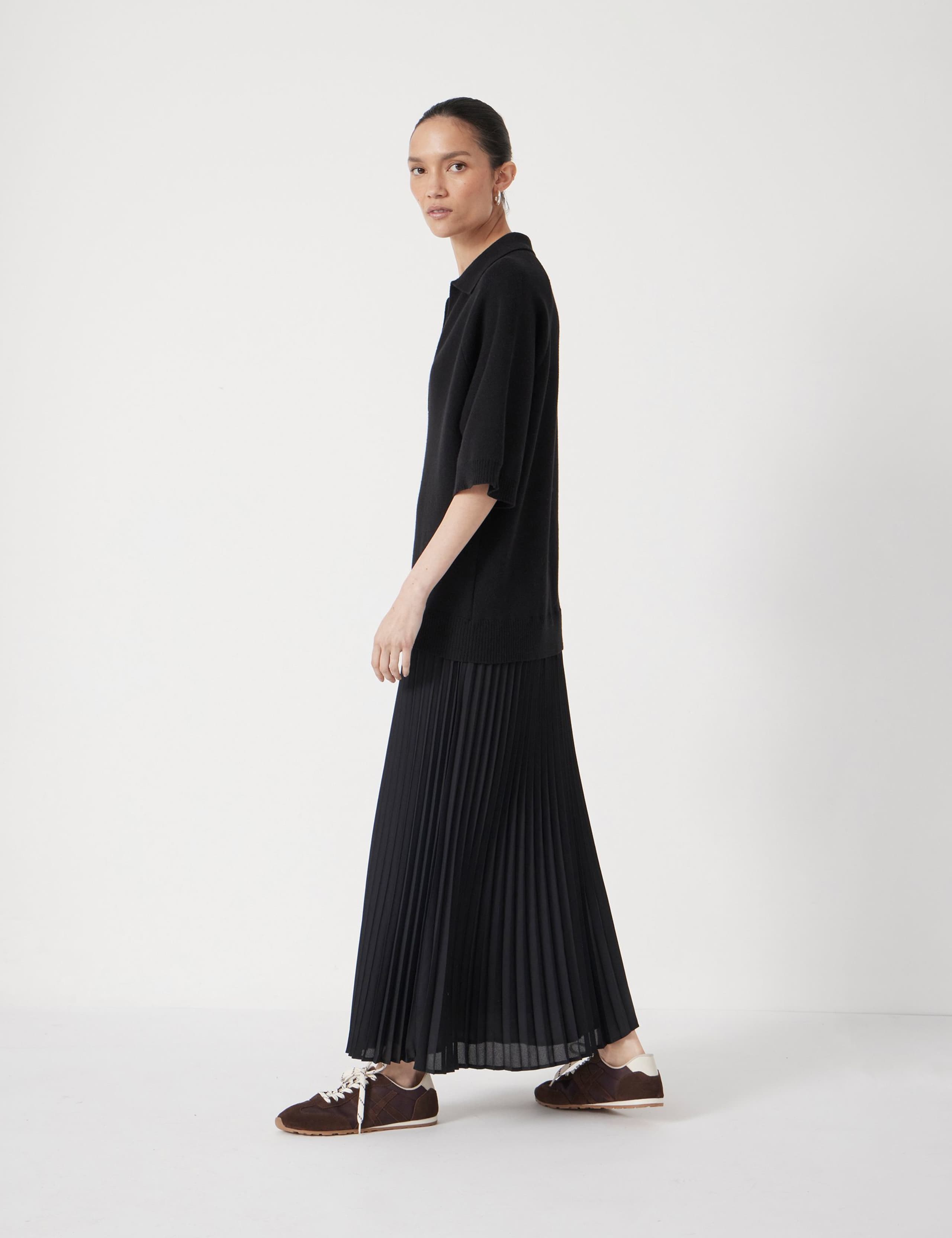Plisse Collared Knitted  Dress 3 of 6
