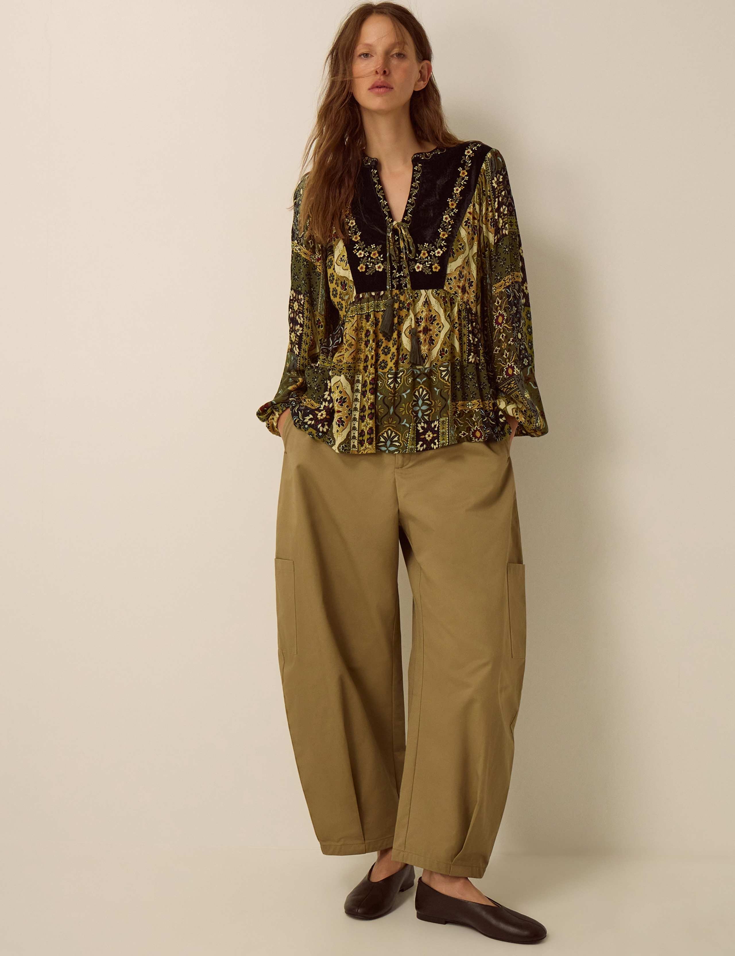 Floral V-Neck Tassel Blouse 2 of 4