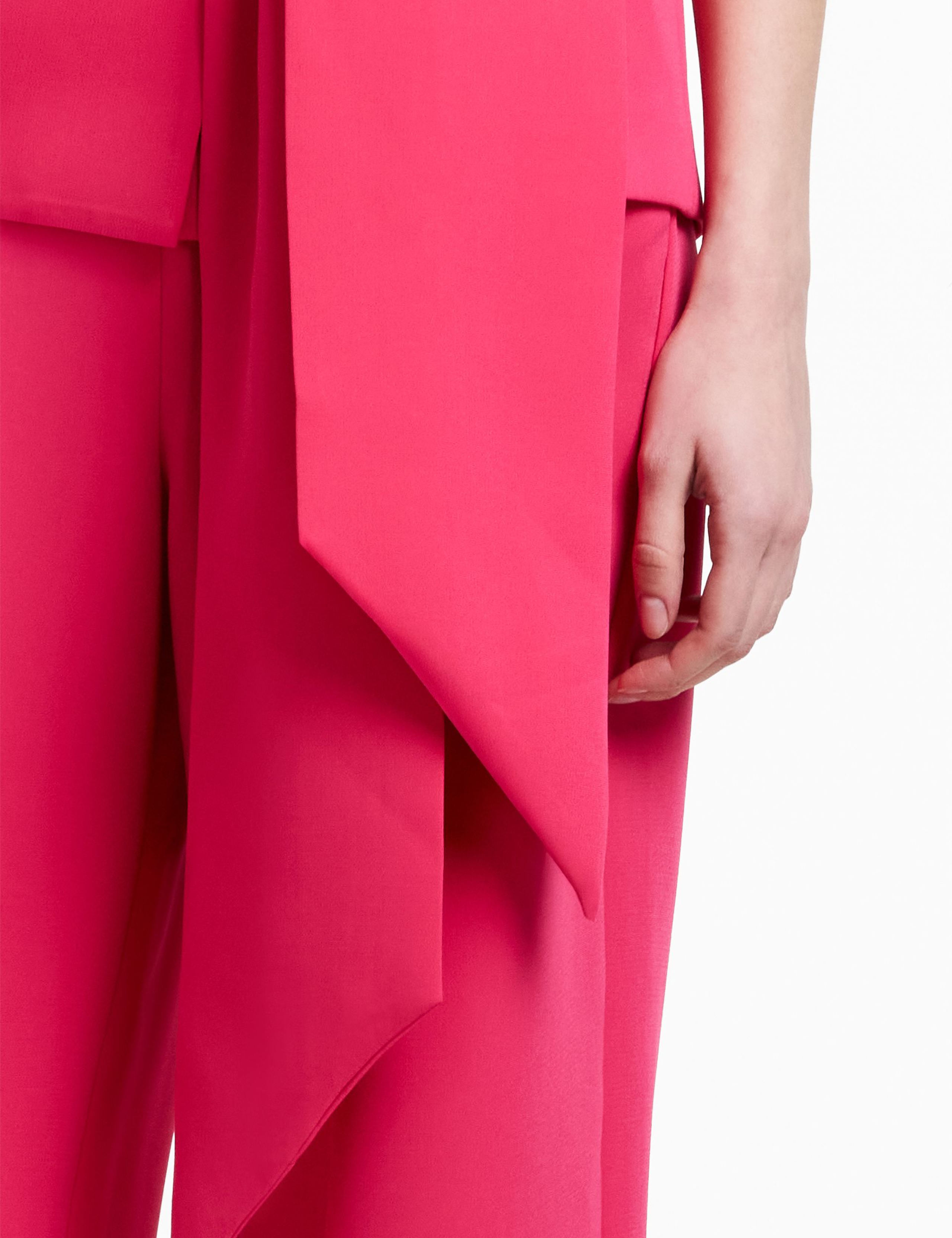 V-Neck Waistcoat 4 of 4