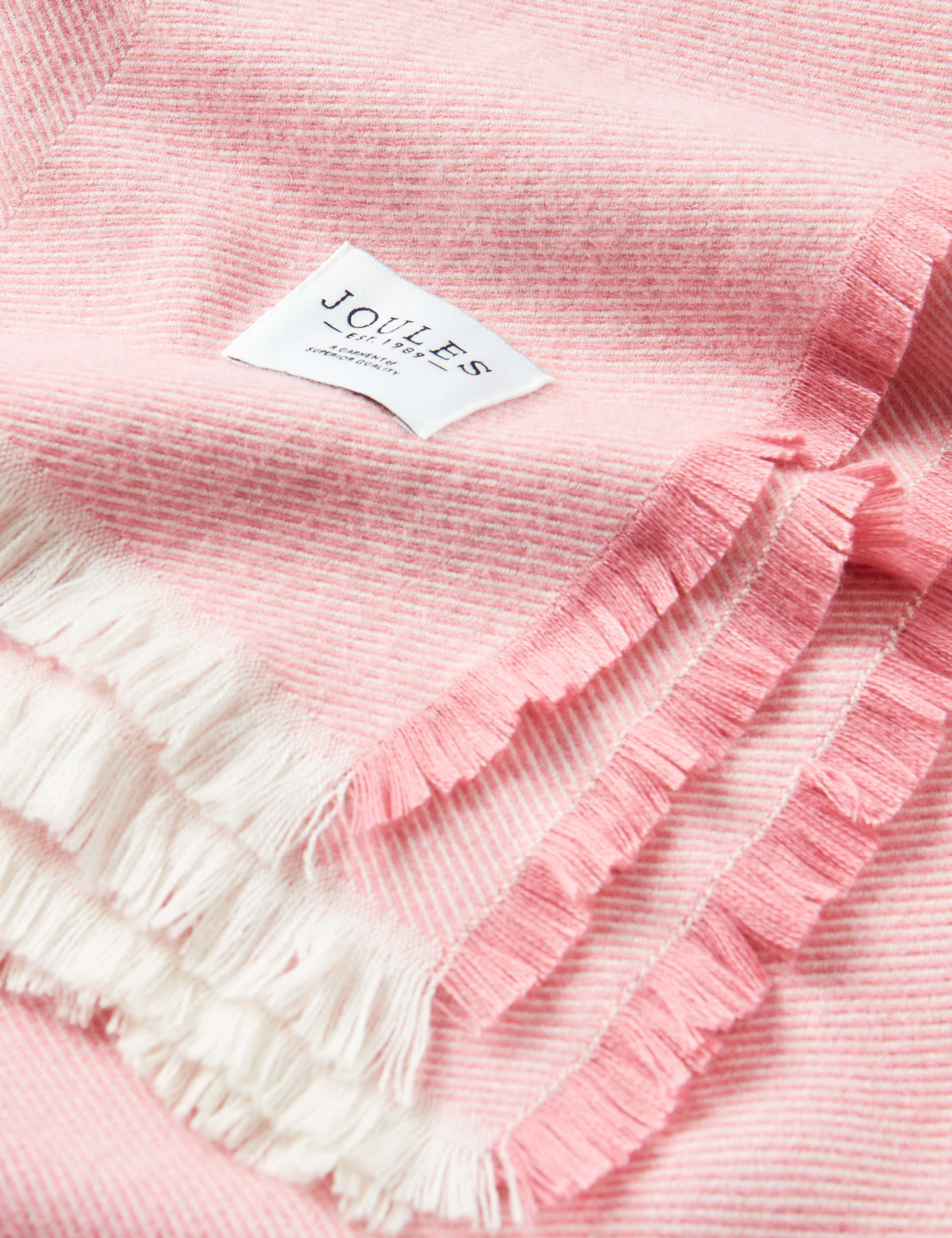 Houndstooth Checked Scarf 4 of 4