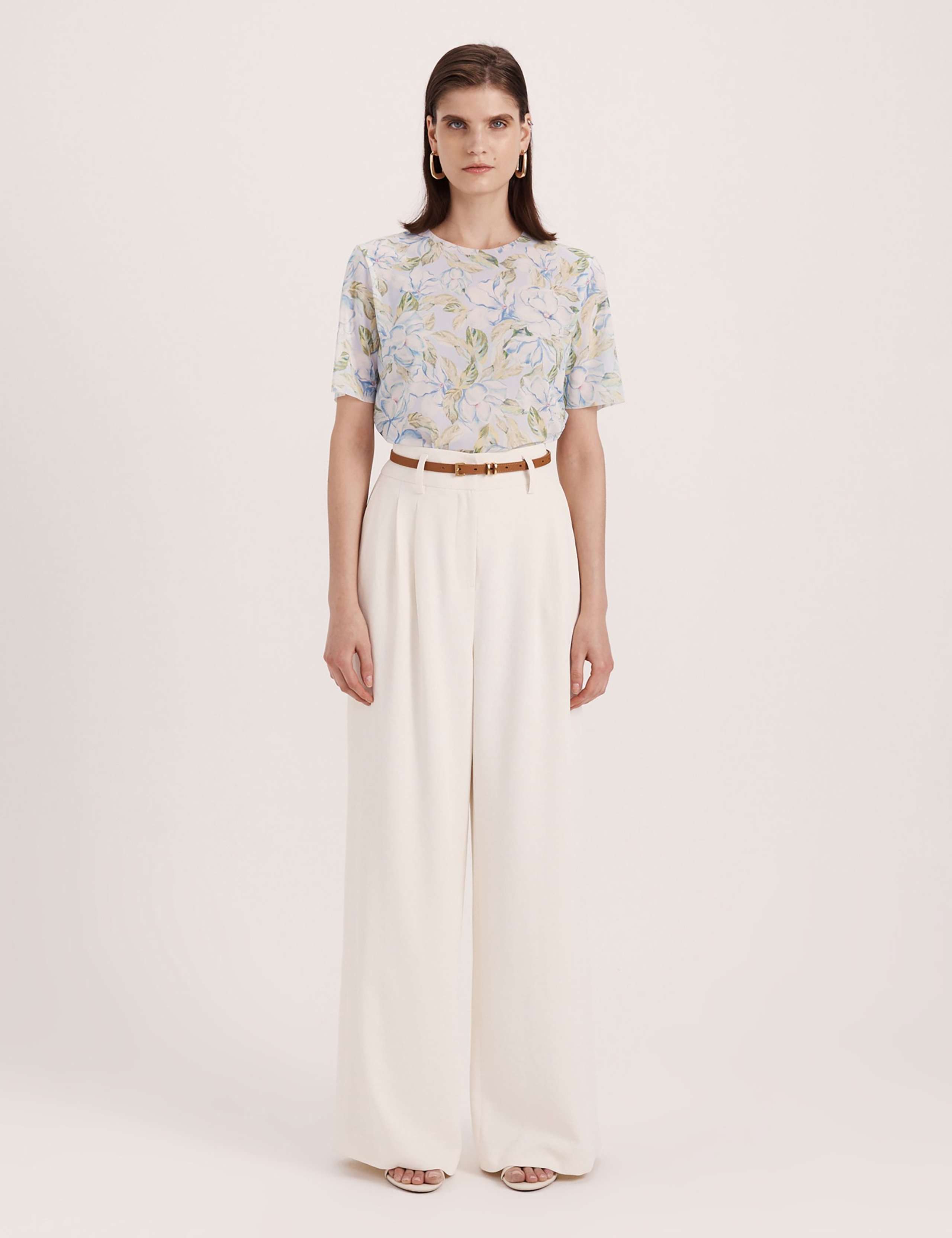 Mesh Floral Crew Neck T-Shirt 3 of 7