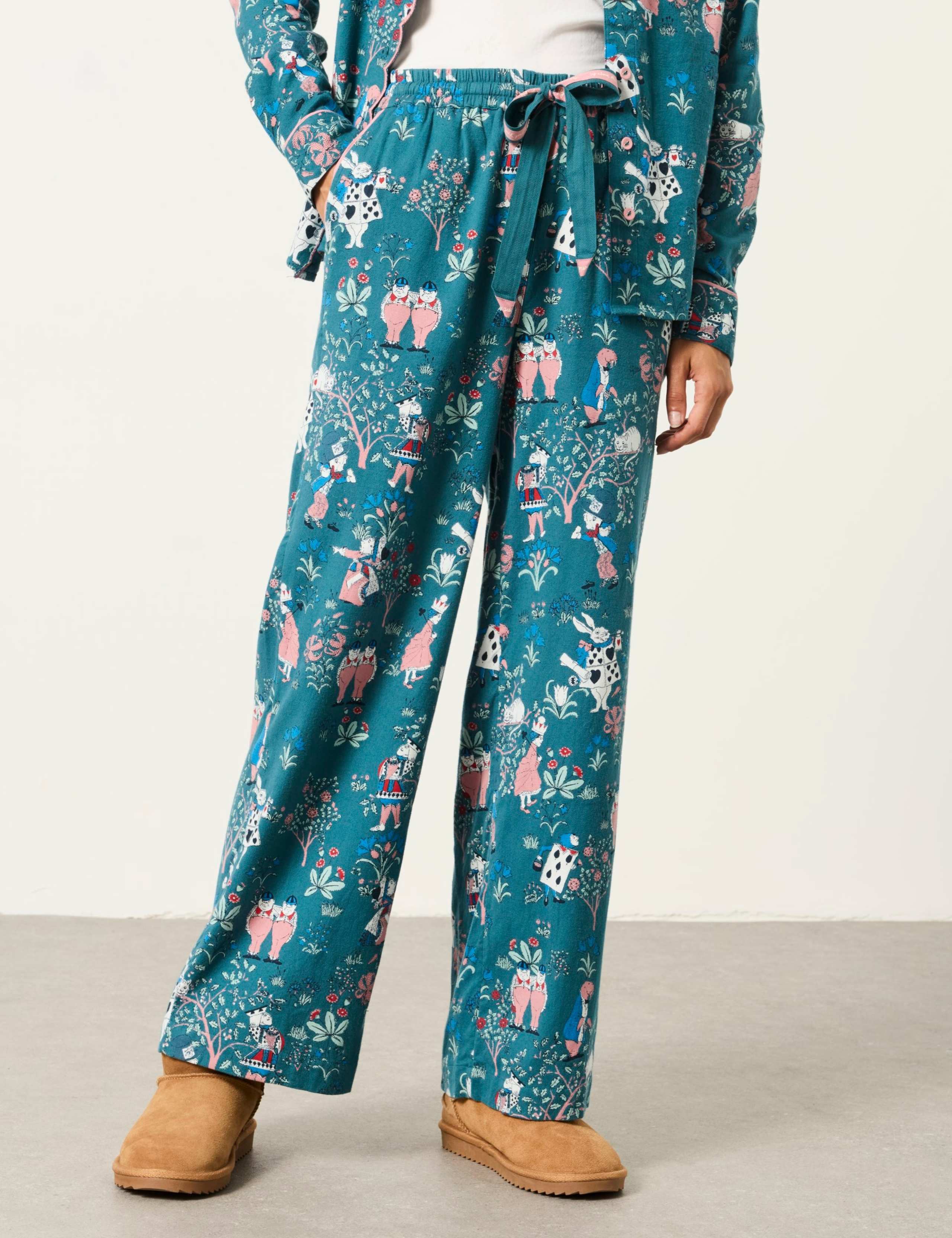 Pure Cotton Scallop Trim Pyjama Set 4 of 8