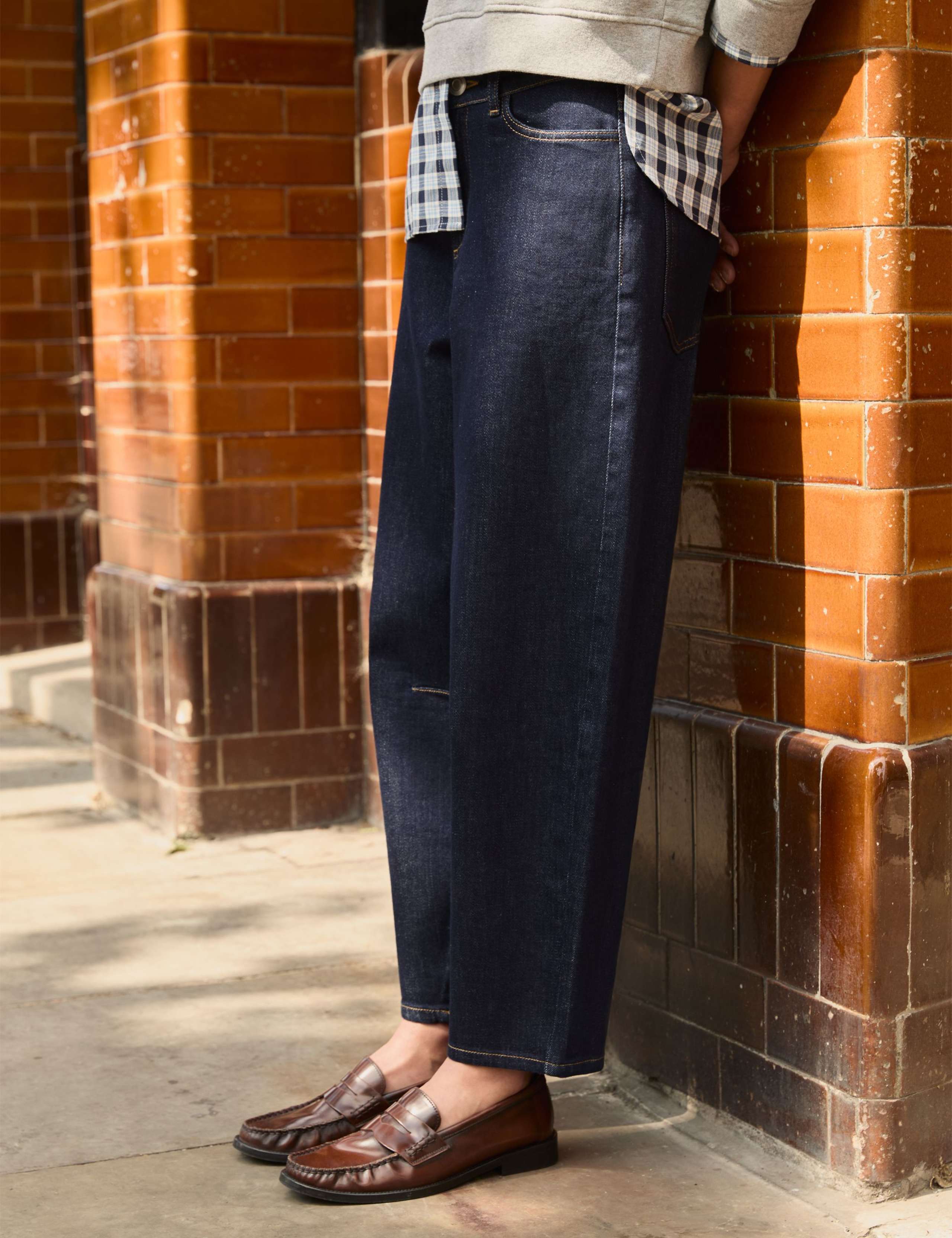 Mom High Waisted Barrel Cropped Jeans 4 of 6