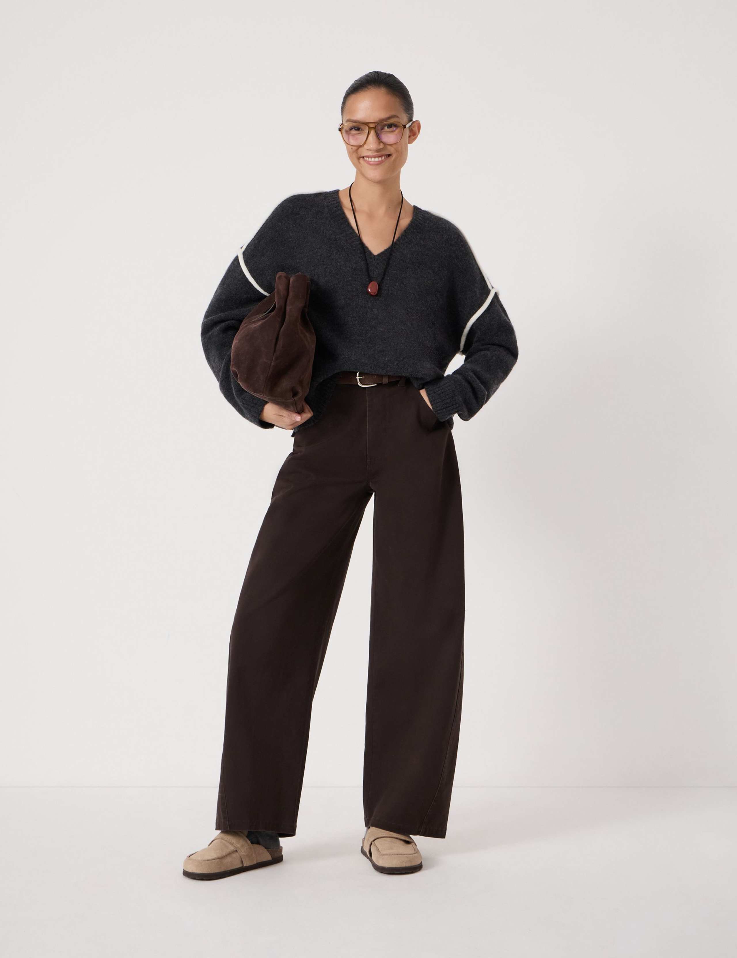 Wool Blend V-Neck Jumper 3 of 6