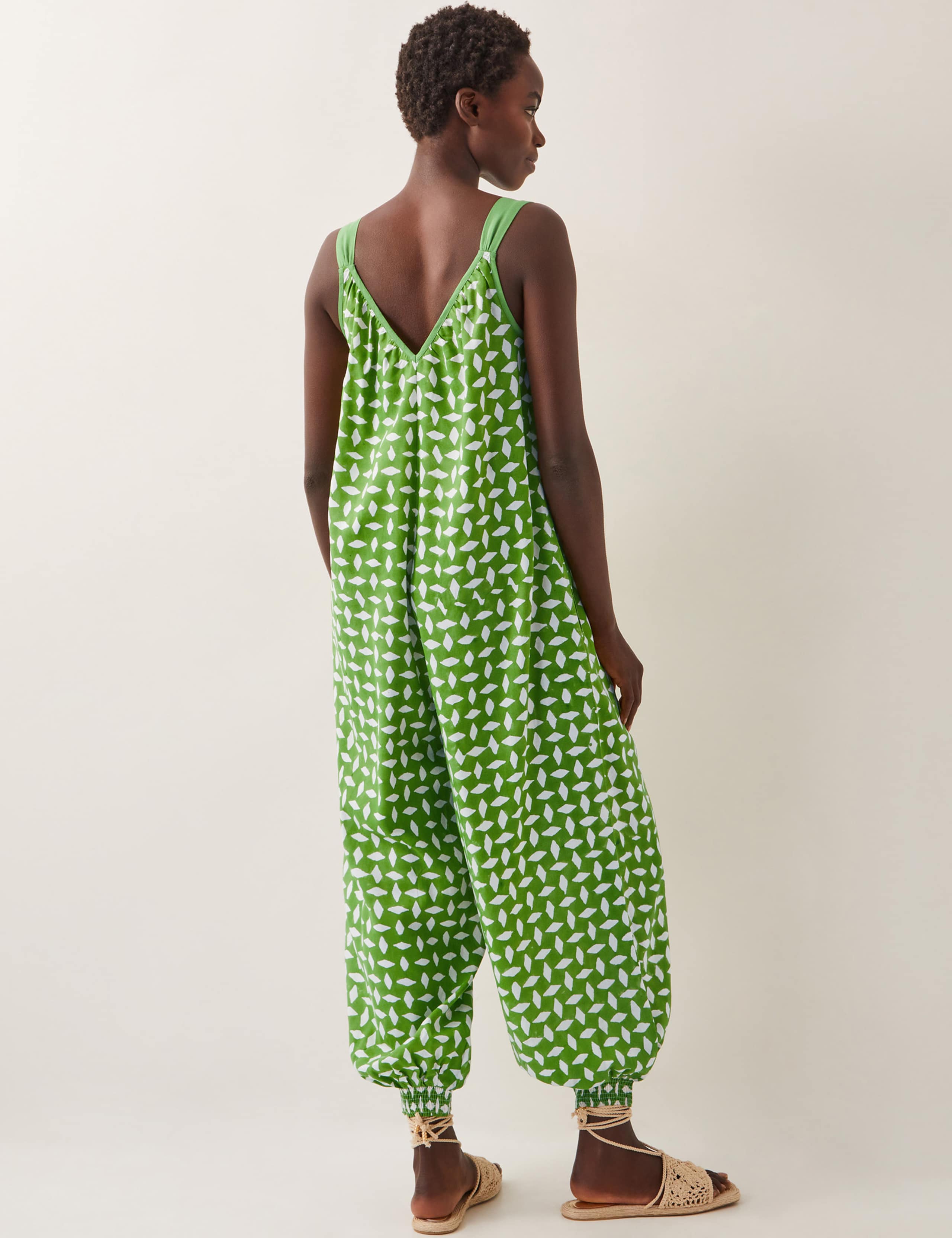 Geometric V-Neck Sleeveless Jumpsuit 3 of 4