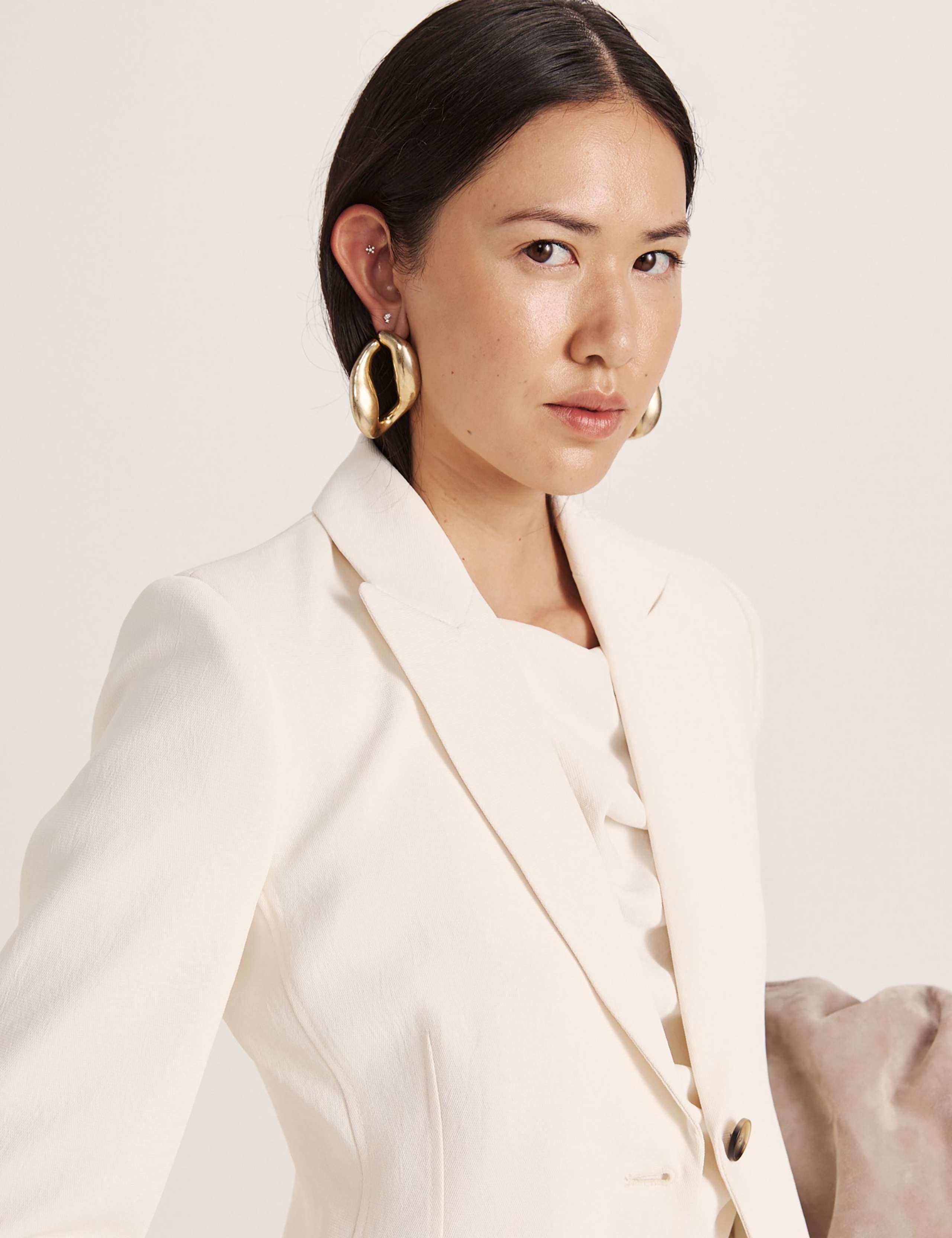 Single Breasted Blazer 6 of 7