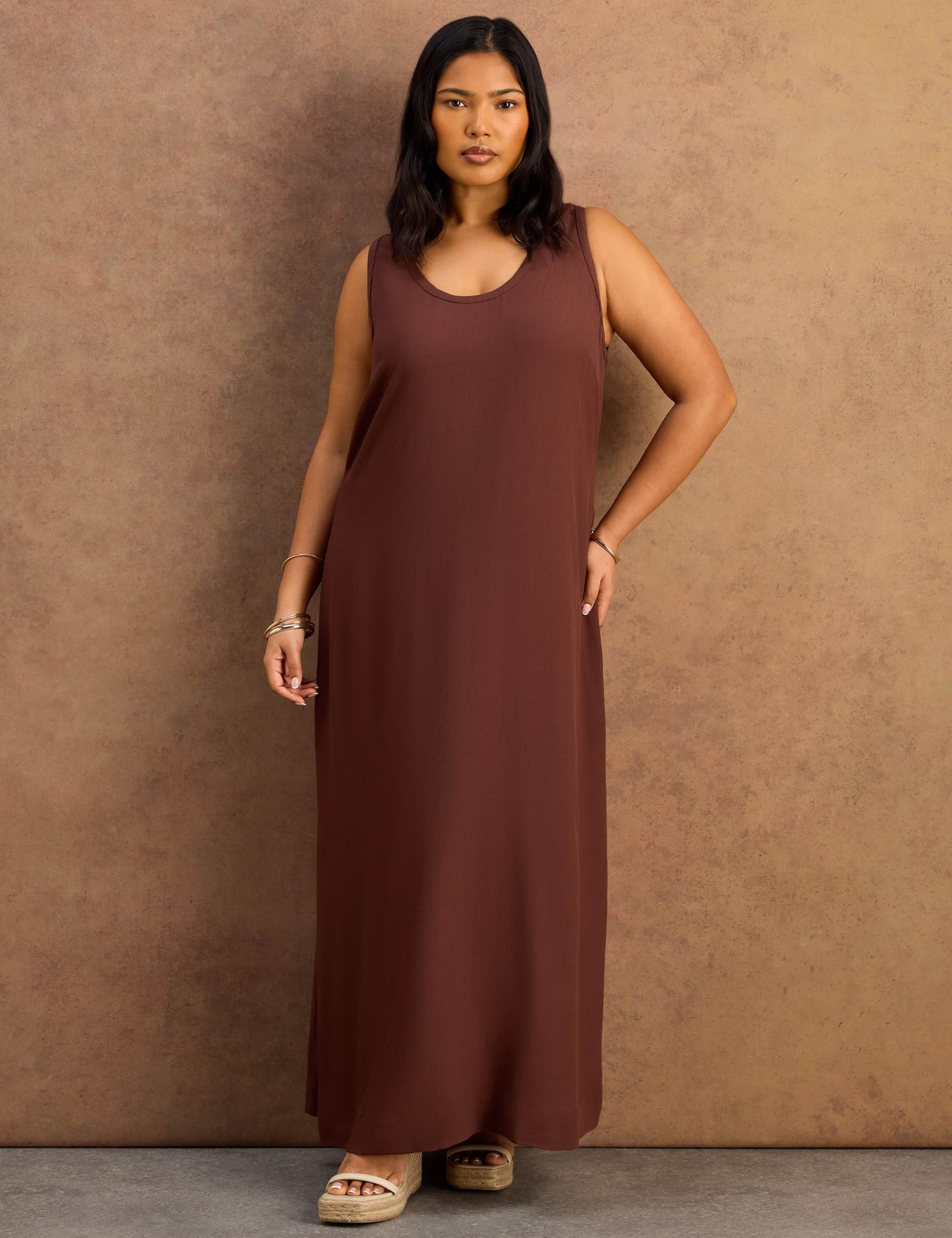 Scoop Neck Maxi Relaxed Slip Dress 6 of 7