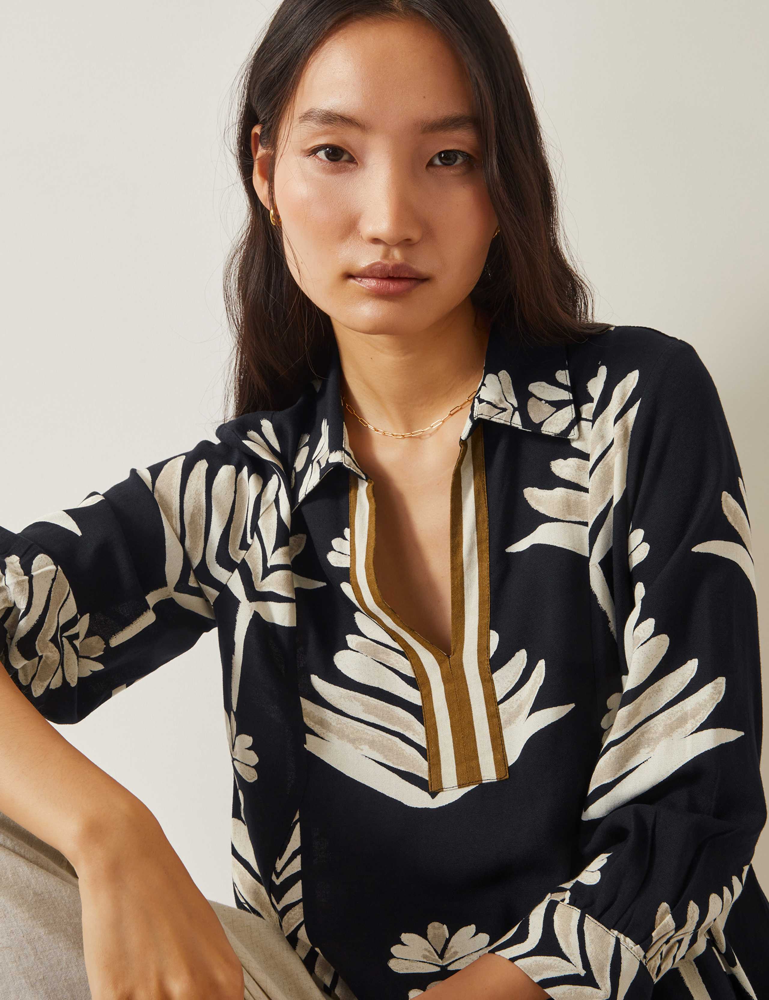 Leaf Print Top With Linen 4 of 5