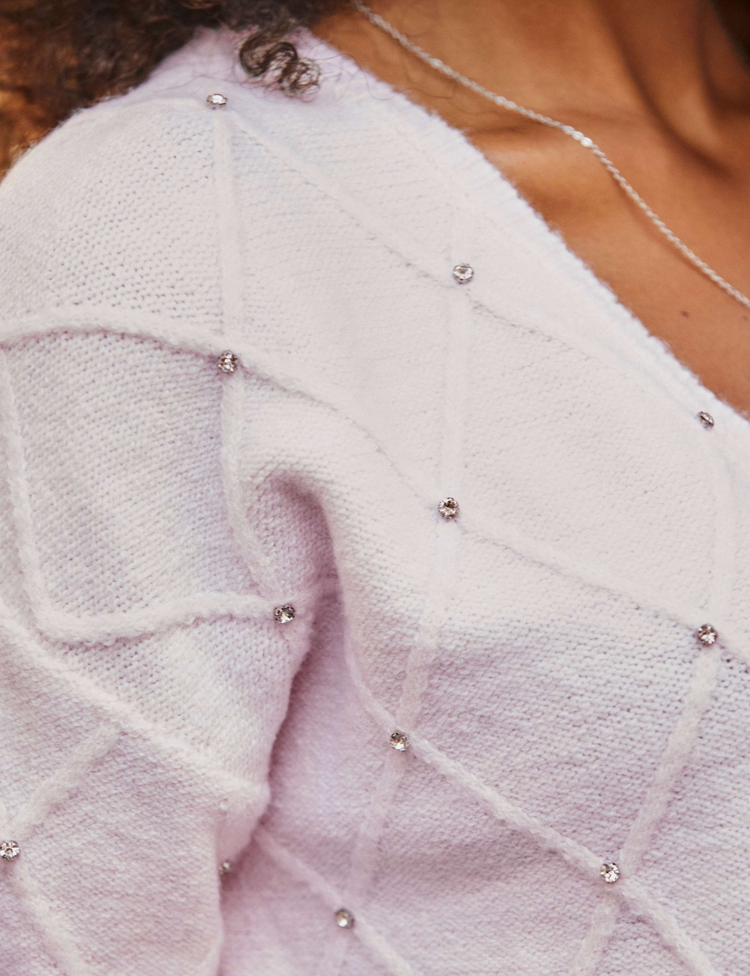 Pointelle Embellished V-Neck Relaxed Jumper 7 of 7