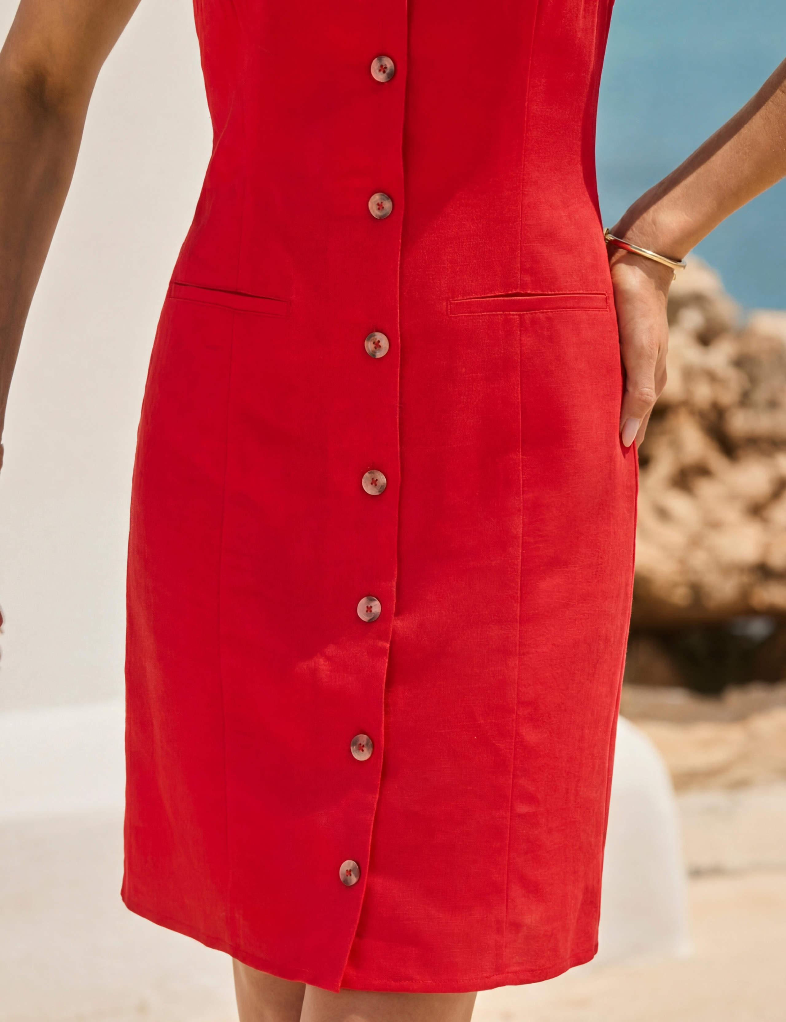 Linen Rich V-Neck Knee Length Shift Dress 4 of 5