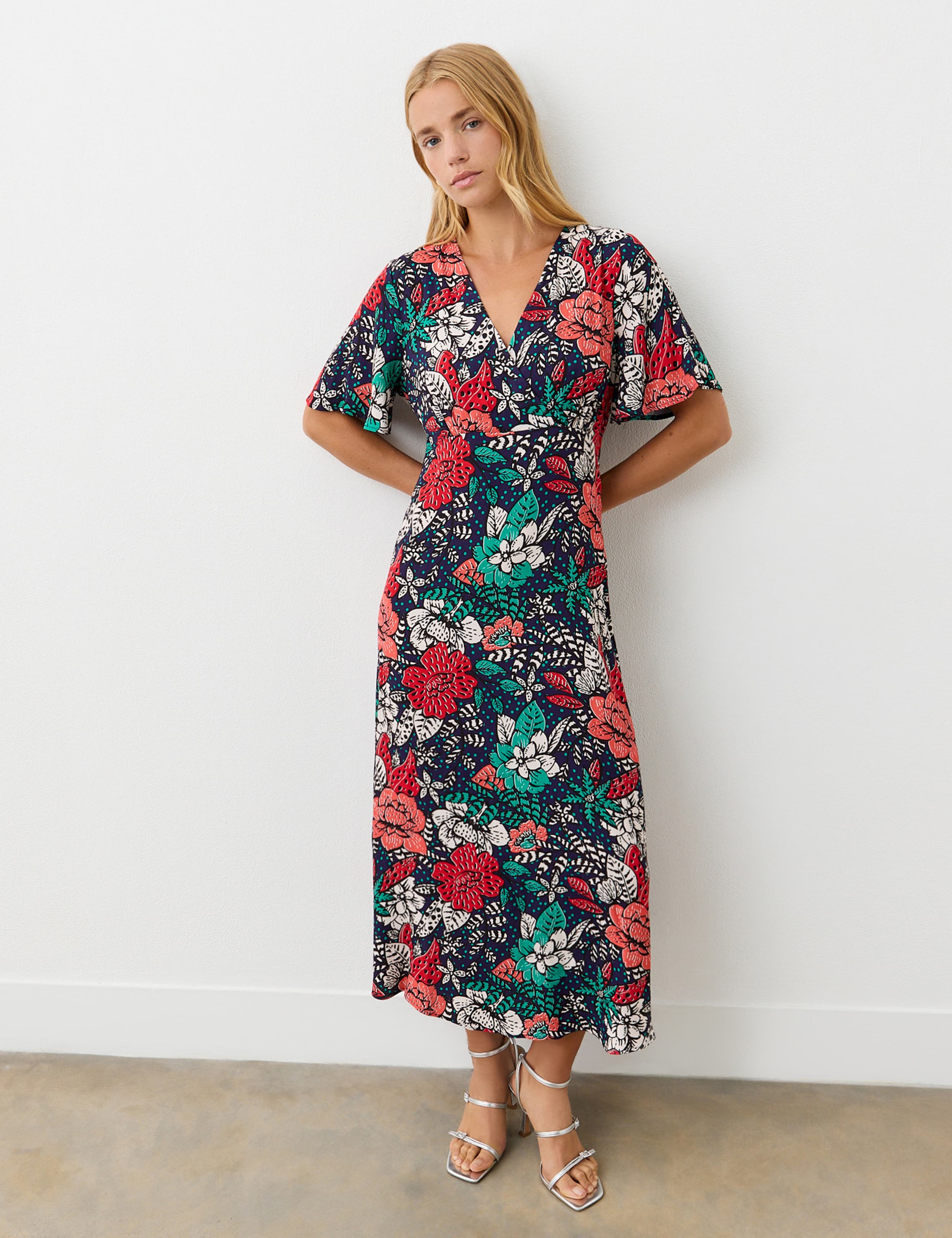 Crepe Floral V-Neck Midi Tea Dress 3 of 4