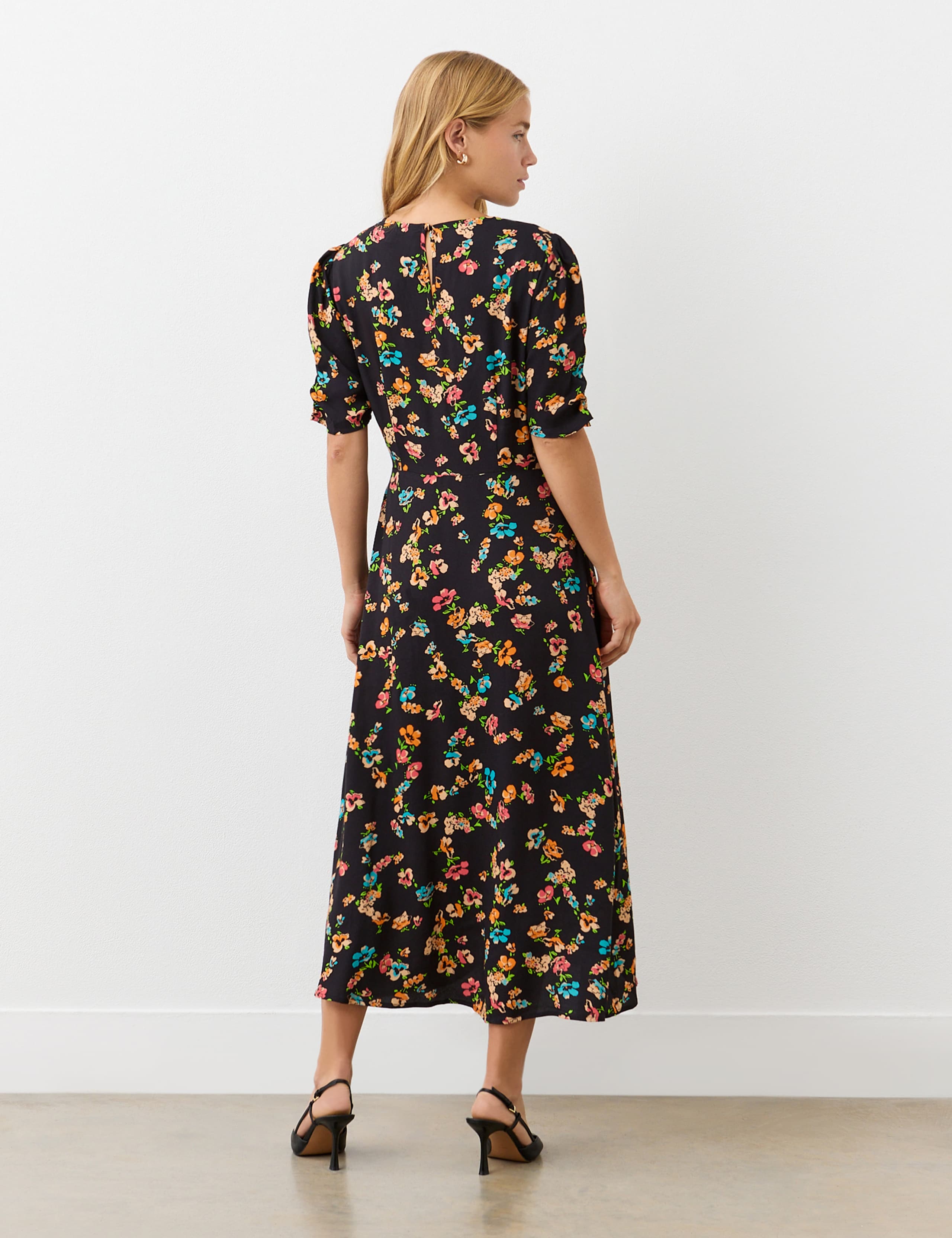 Crepe Floral Puff Sleeve Midi Waisted Dress 2 of 4