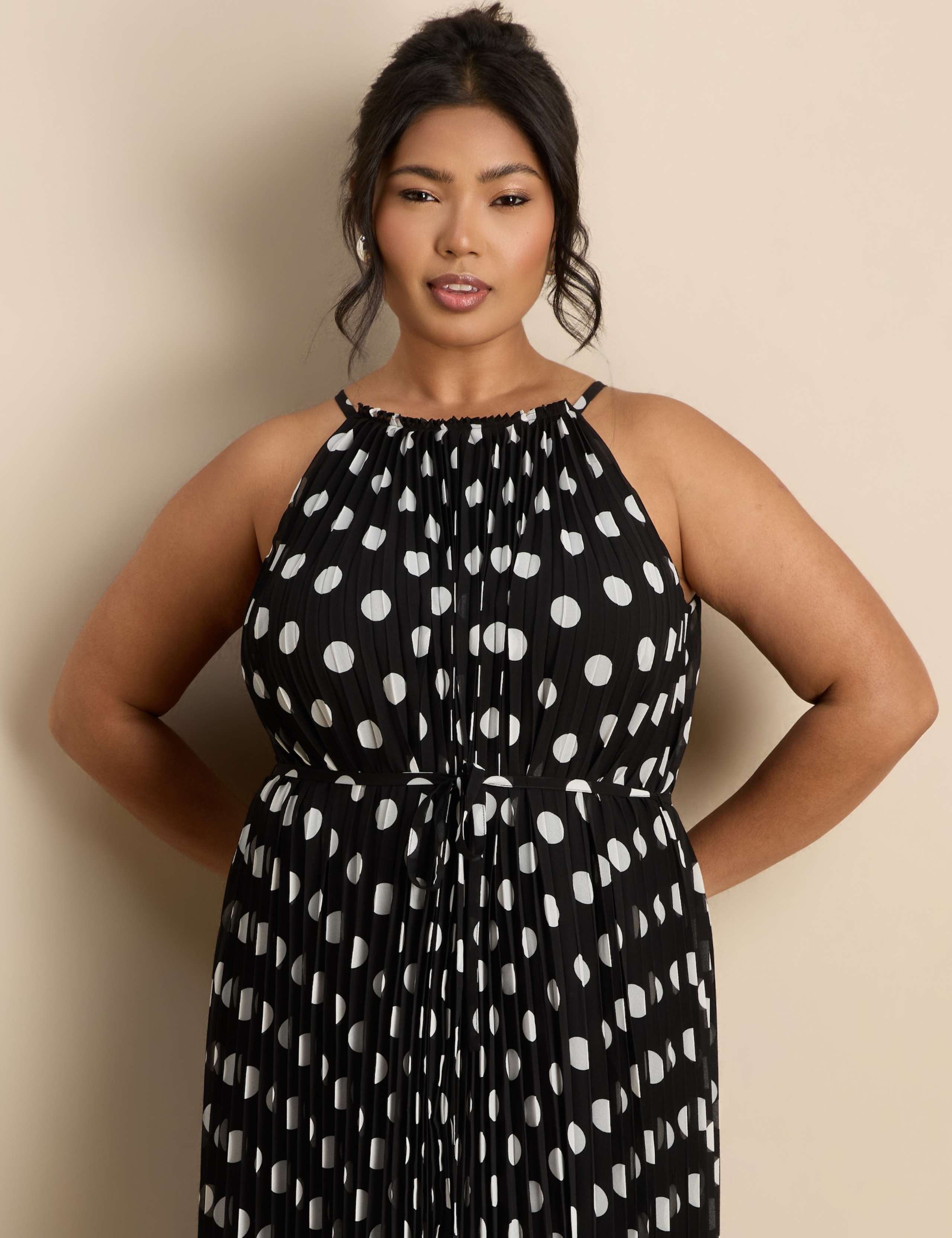 Polka Dot Halter Neck Pleated Maxi Column Dress 5 of 6