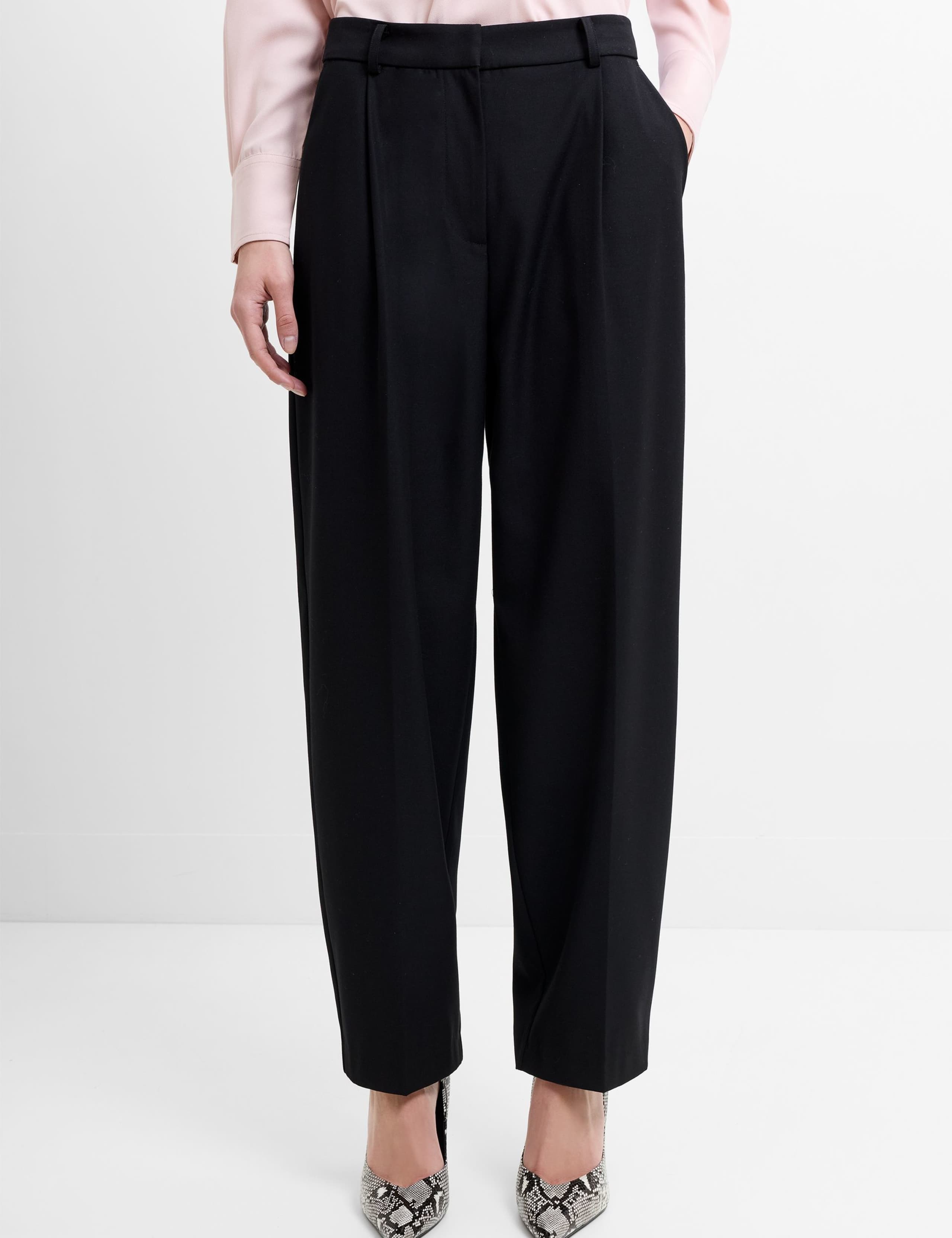 Pleated Barrel Leg Ankle Grazer Trousers 3 of 6