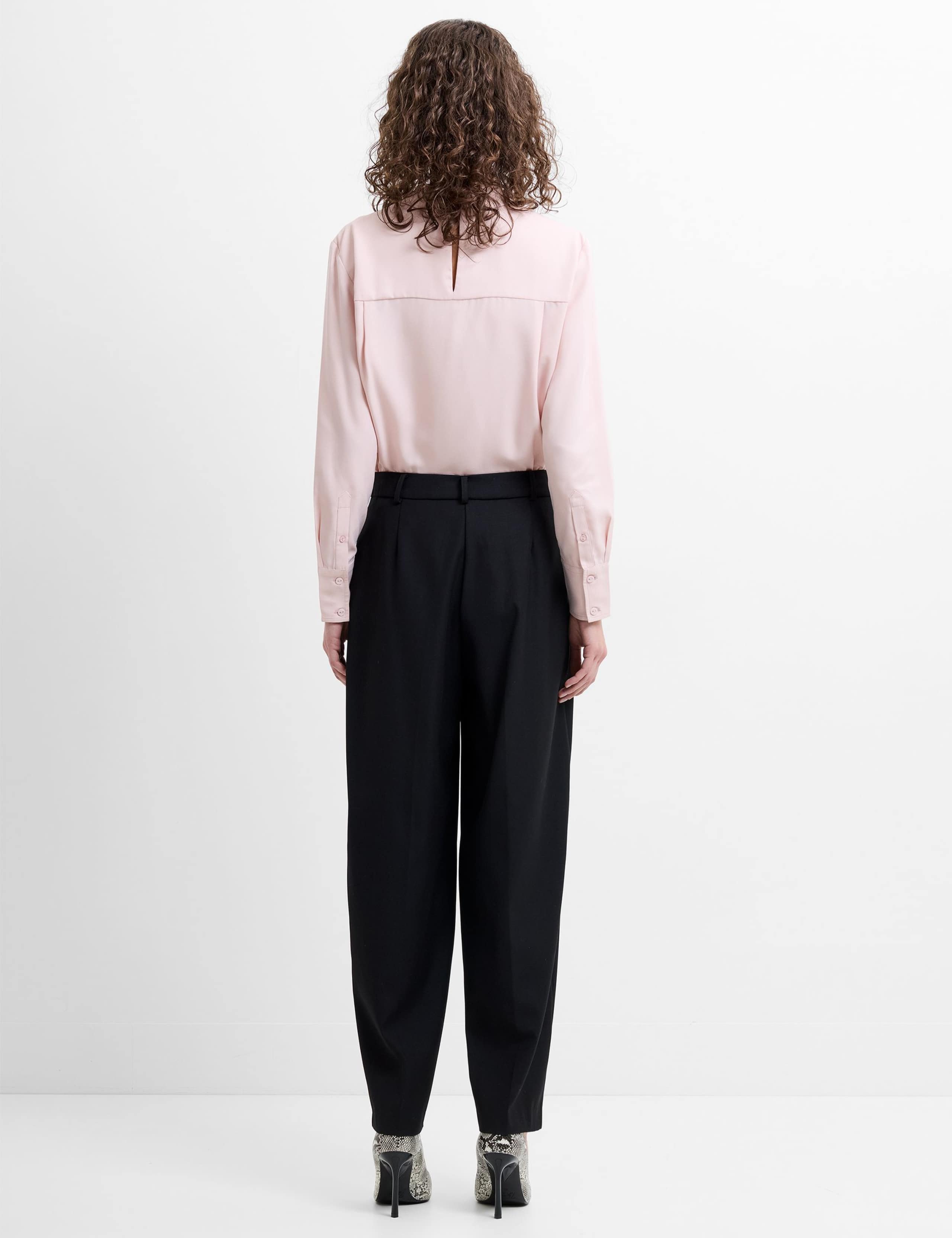 Pleated Barrel Leg Ankle Grazer Trousers 4 of 6