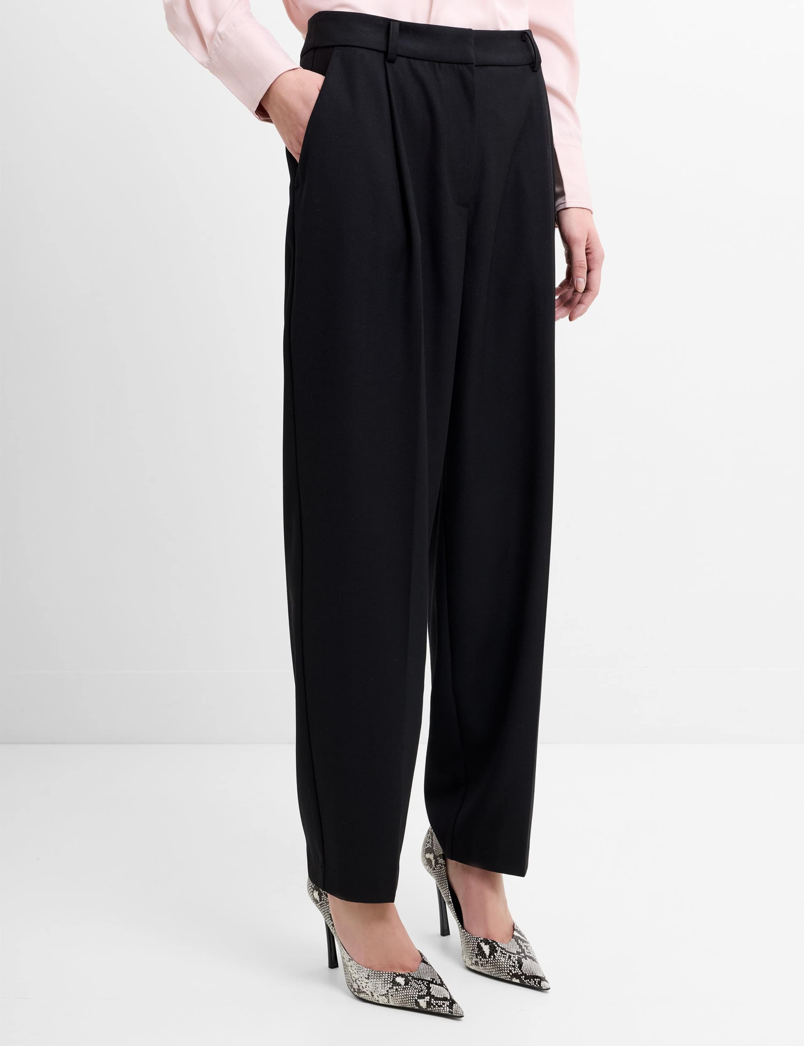 Pleated Barrel Leg Ankle Grazer Trousers 5 of 6