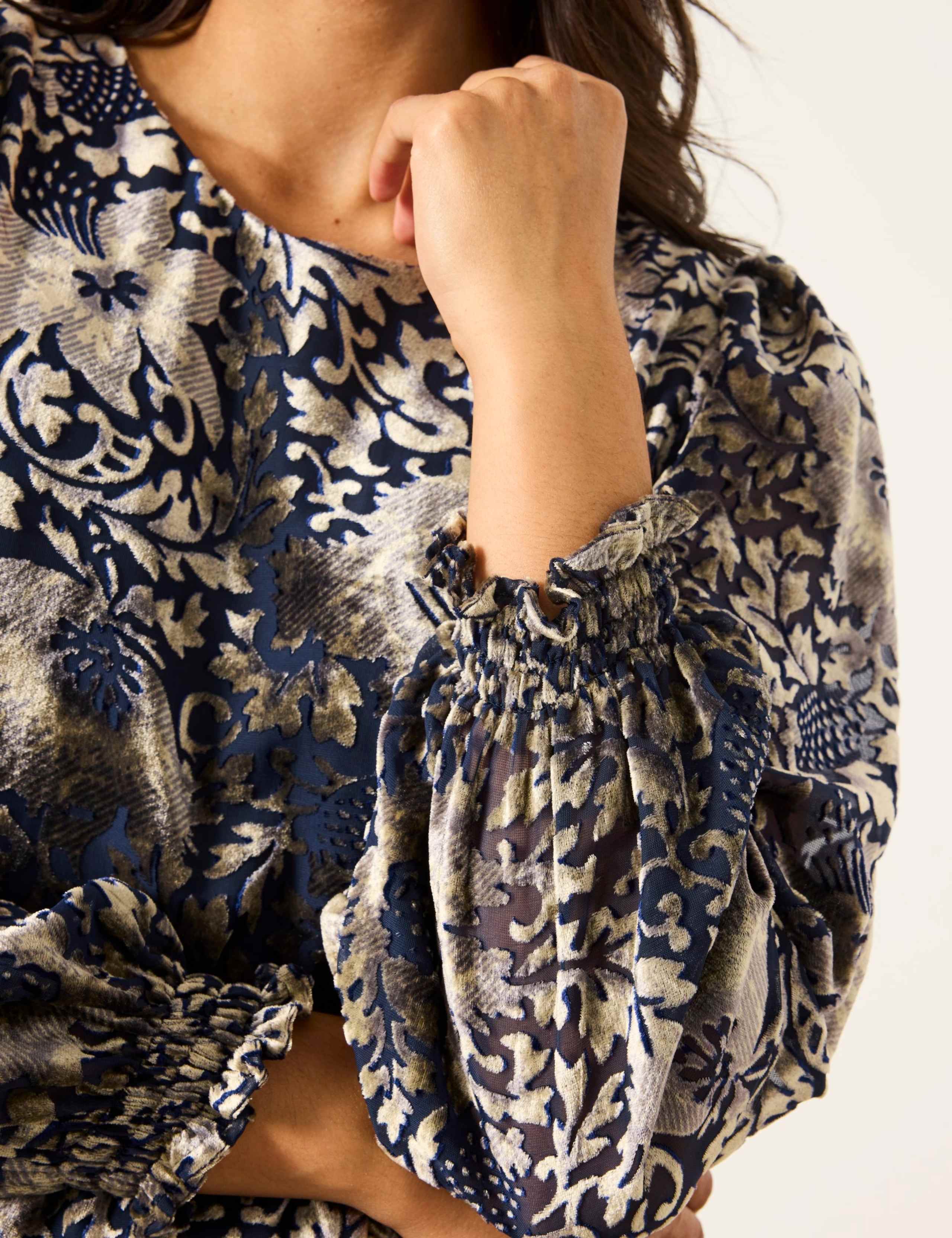 Devoré Waisted Blouson Sleeve Blouse 5 of 6