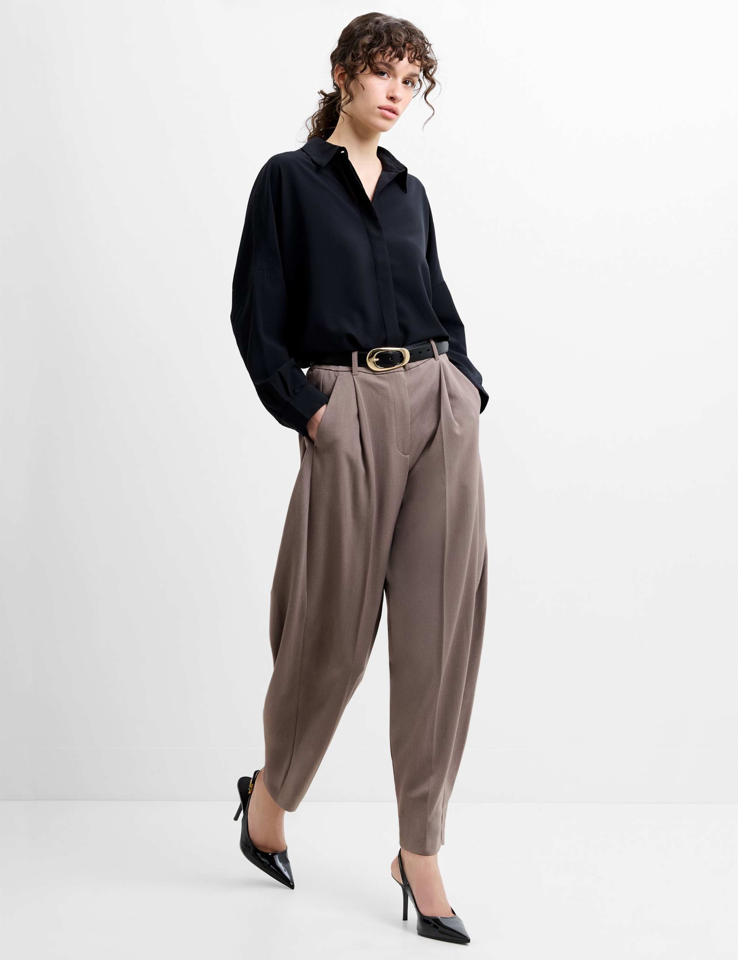 Tapered Ankle Grazer Trousers 3 of 7