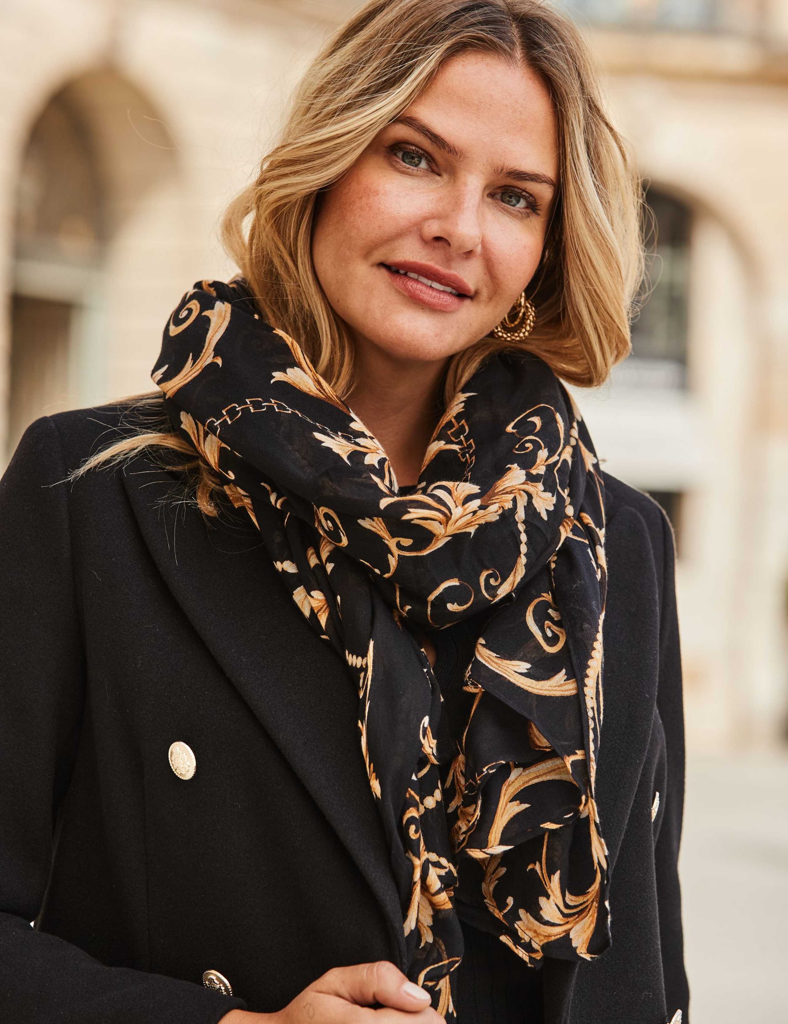 Woven Chain Print Oversized Scarf 3 of 3