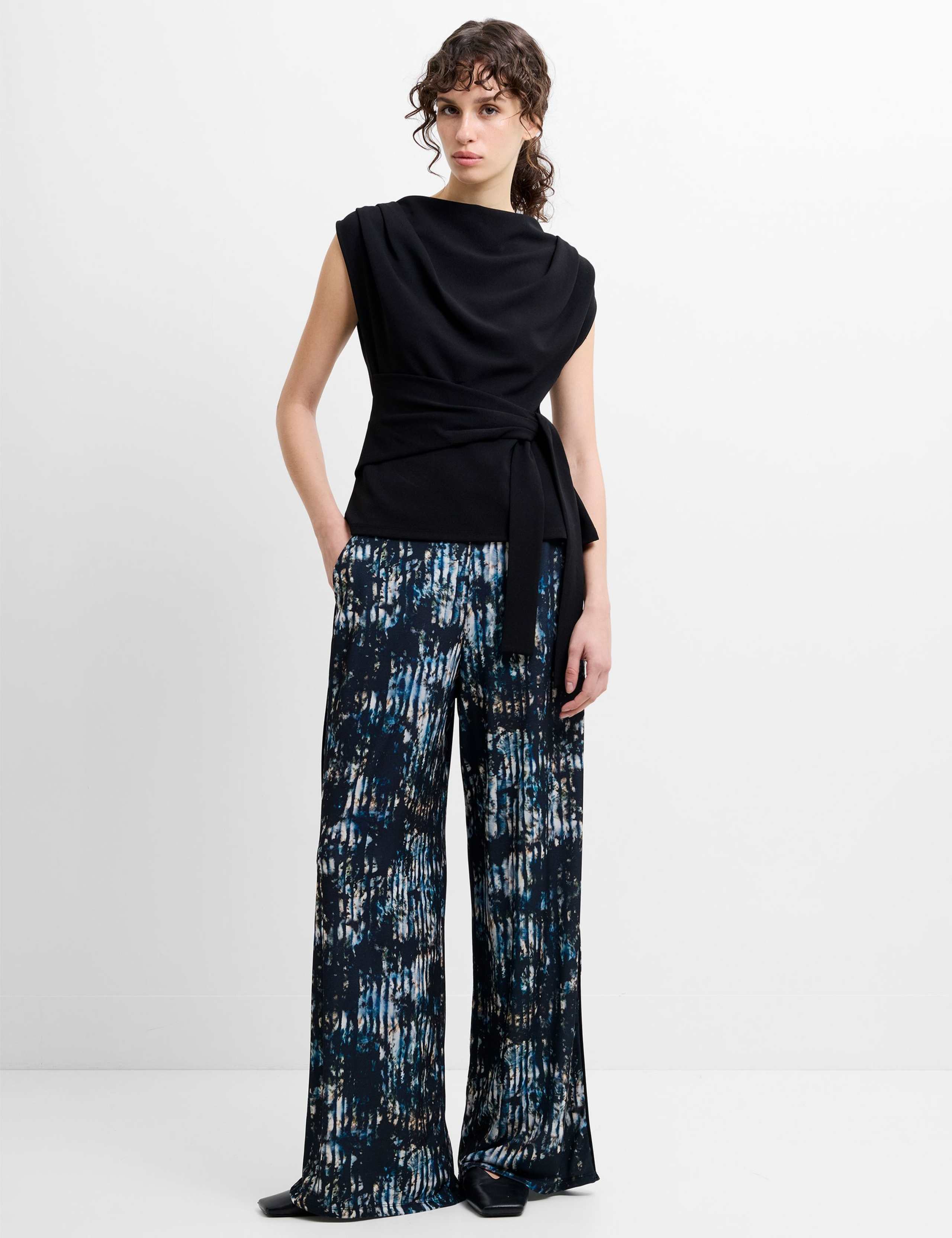 Printed Wide Leg Trousers 1 of 8