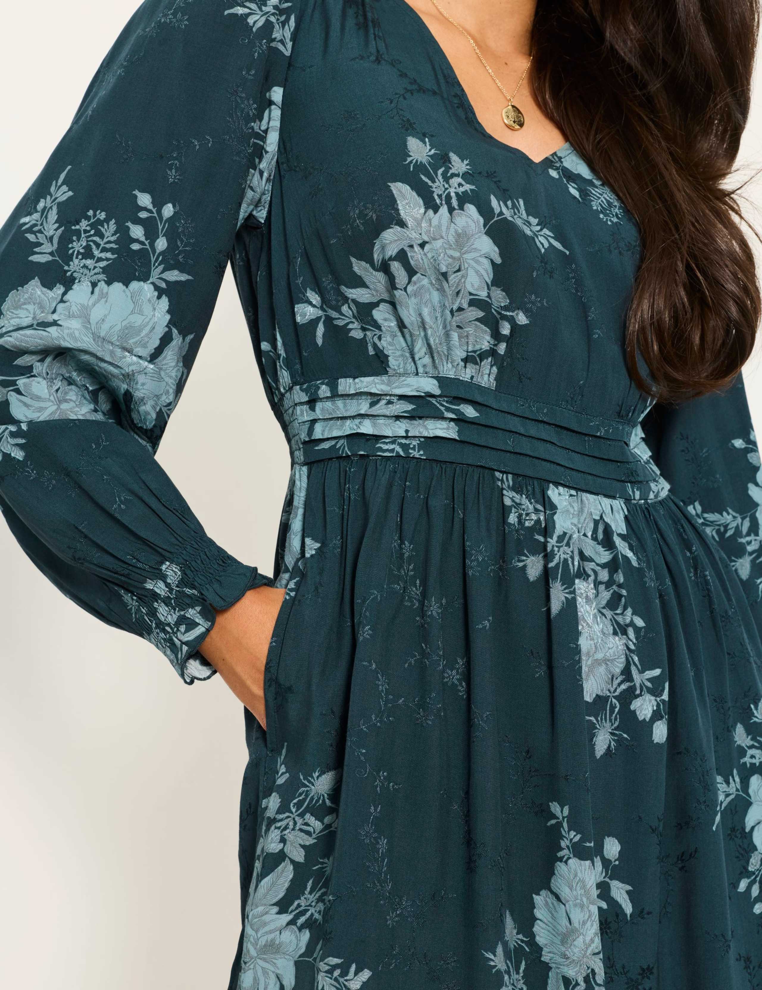 Floral V Neck Knee Length Tiered Smock Dress 4 of 5
