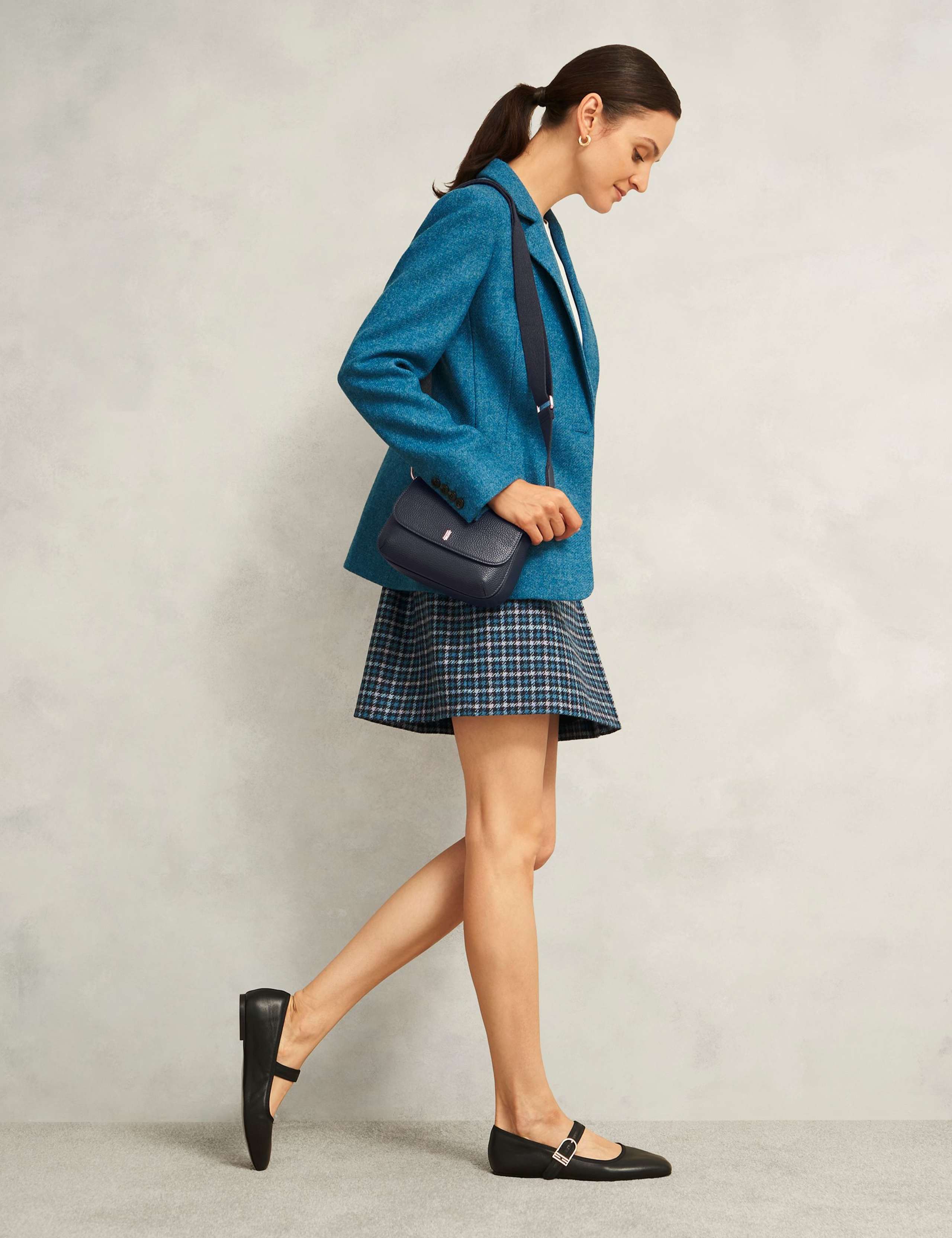 Leather Cross Body Bag 4 of 5