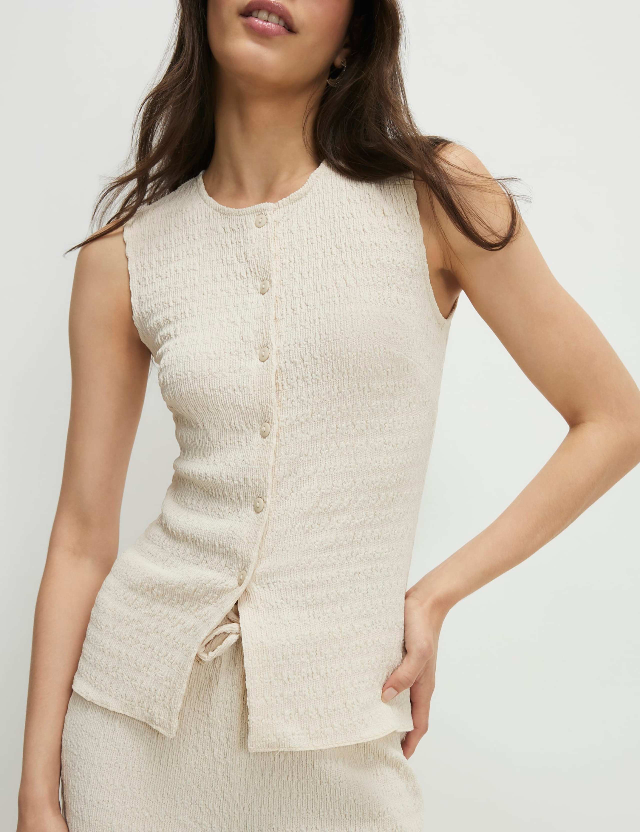 Textured Fitted Button Through Top 4 of 4