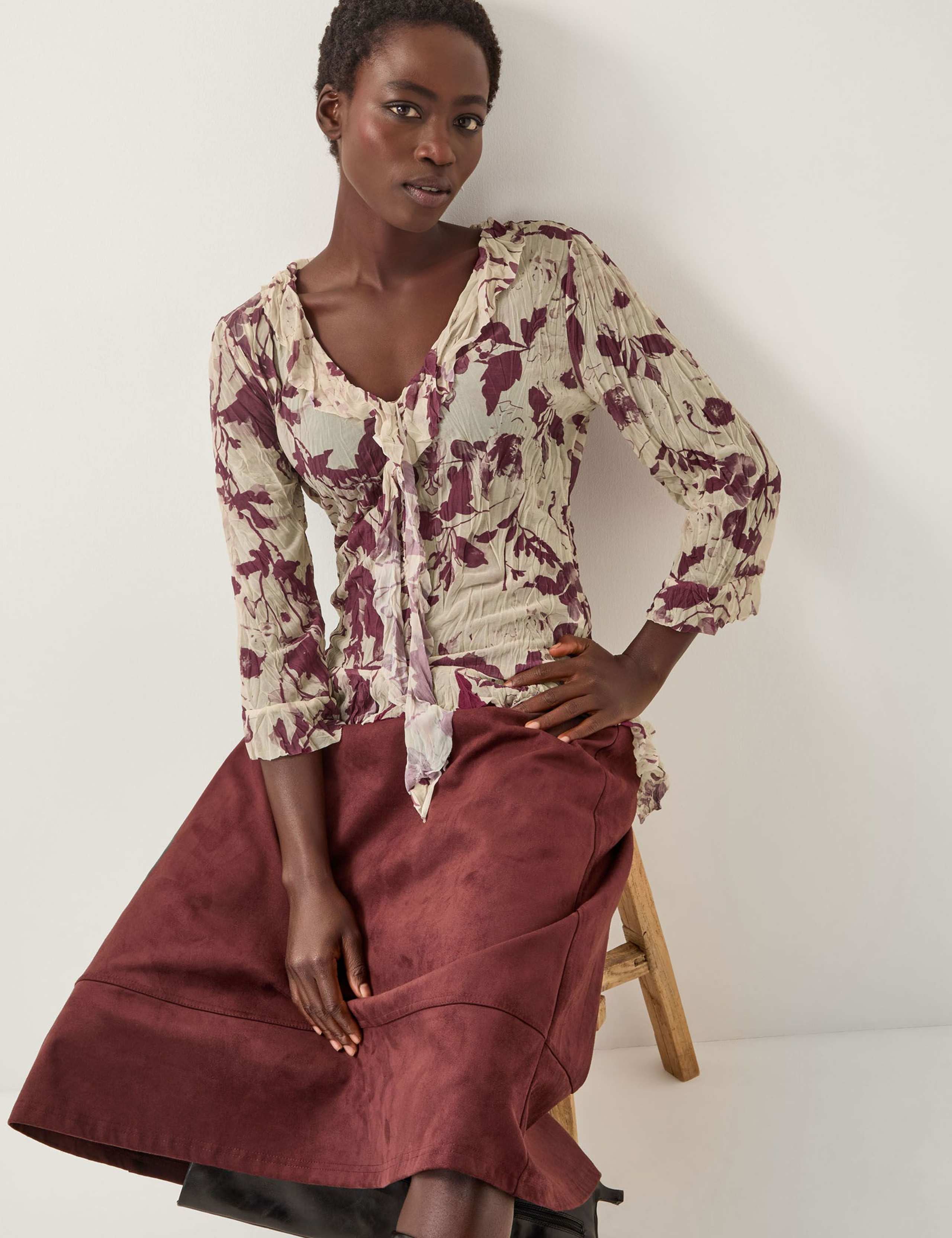 Floral Crinkle V-Neck Frill Detail Top 3 of 4