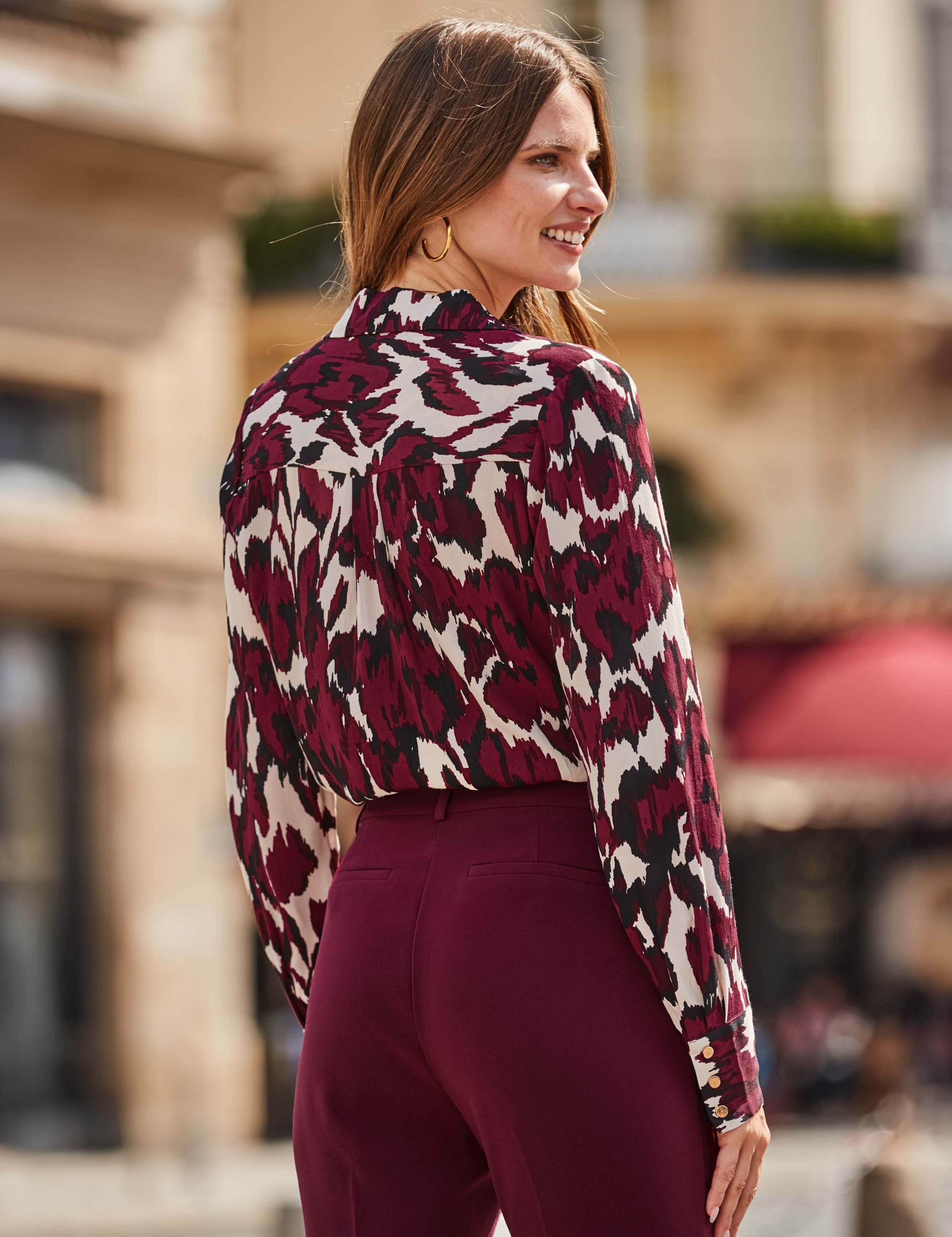 Abstract Print Collared Shirt 3 of 6