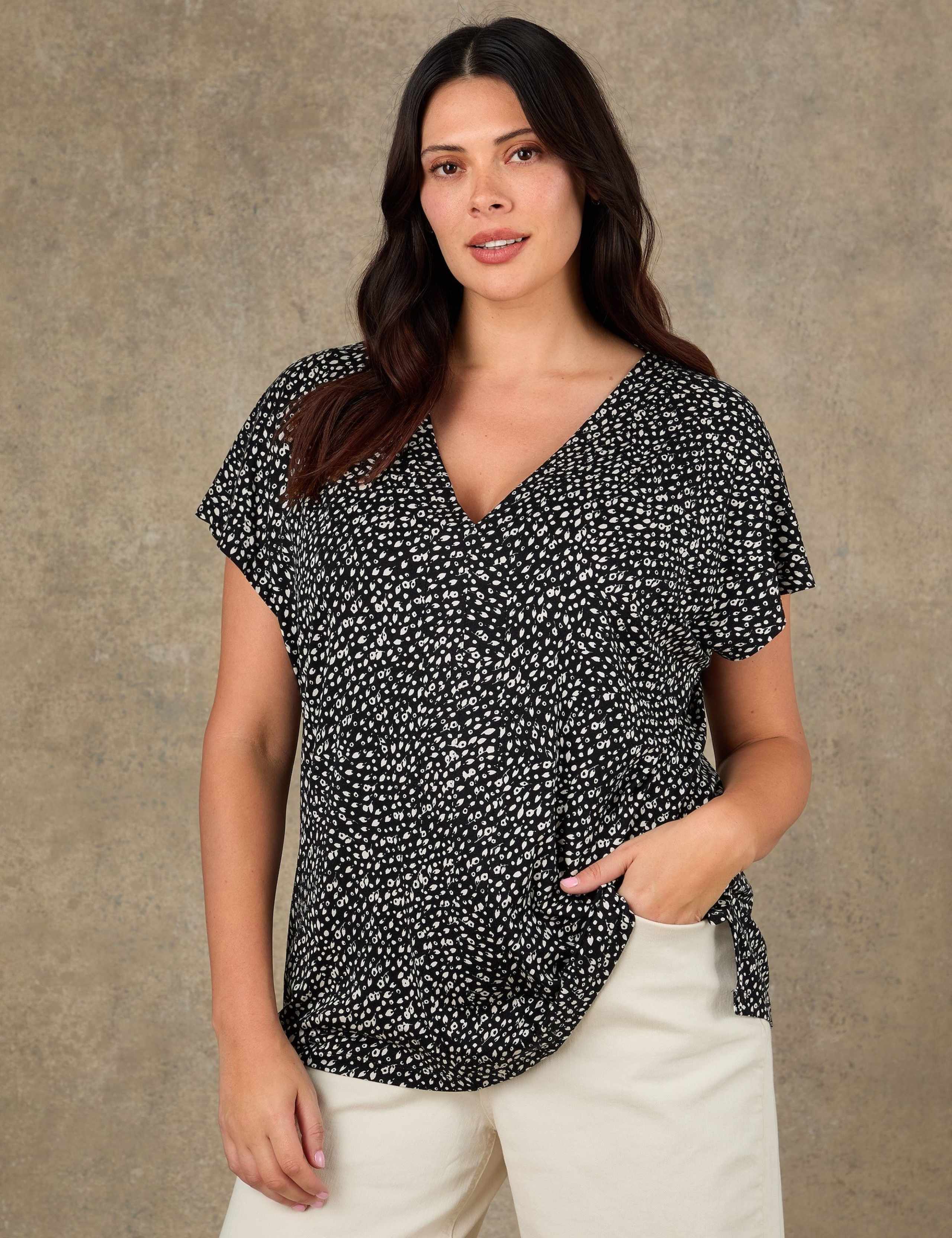 Floral V-Neck Top 1 of 4