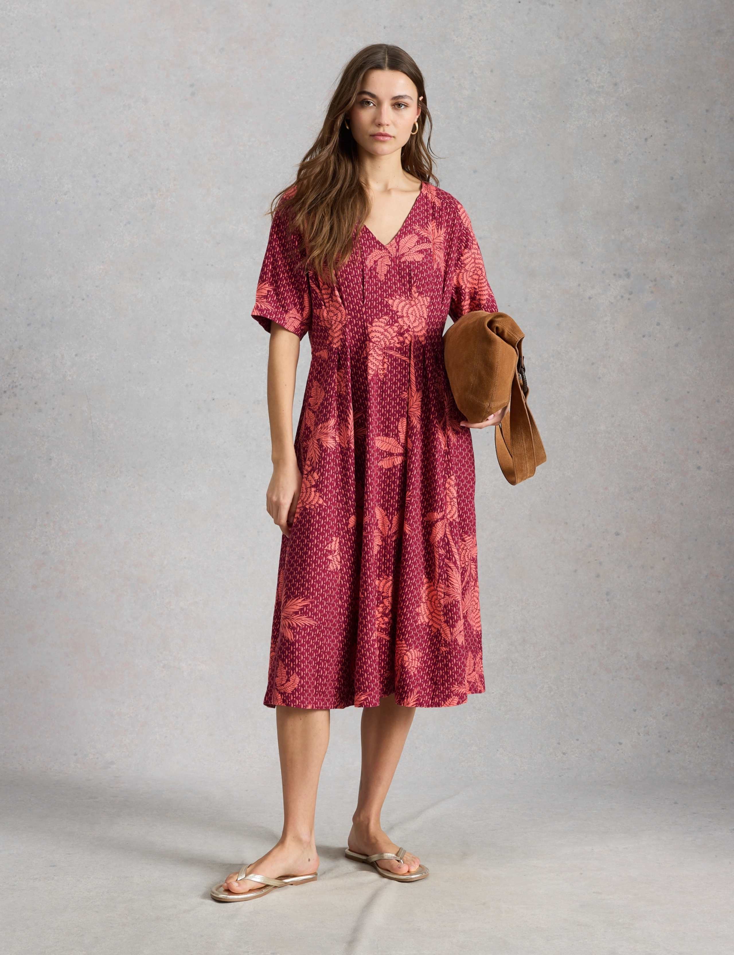 Linen Rich Printed V-Neck Midi Tea Dress 3 of 6