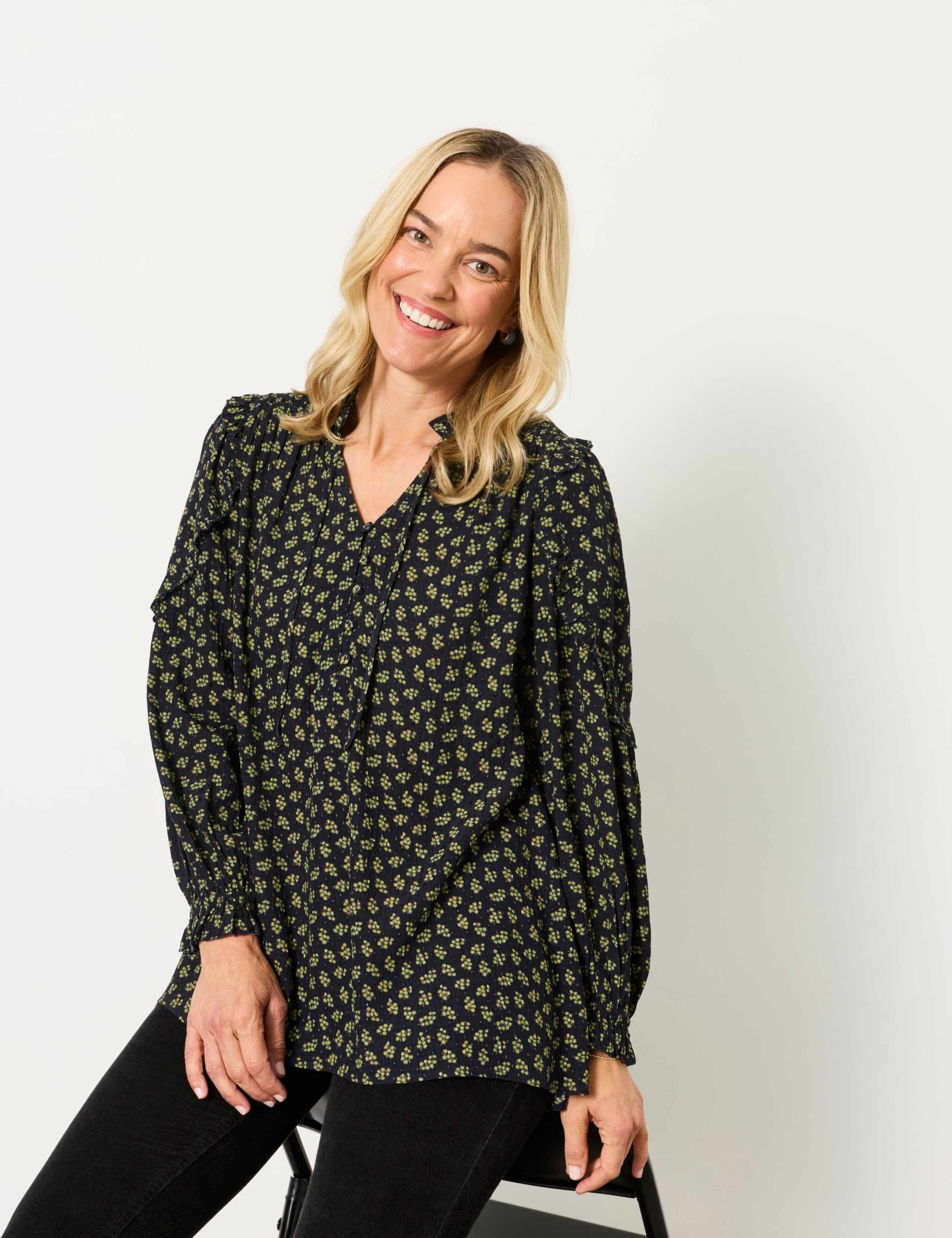 Ditsy Floral Tie Neck Frill Detail Blouse 4 of 6